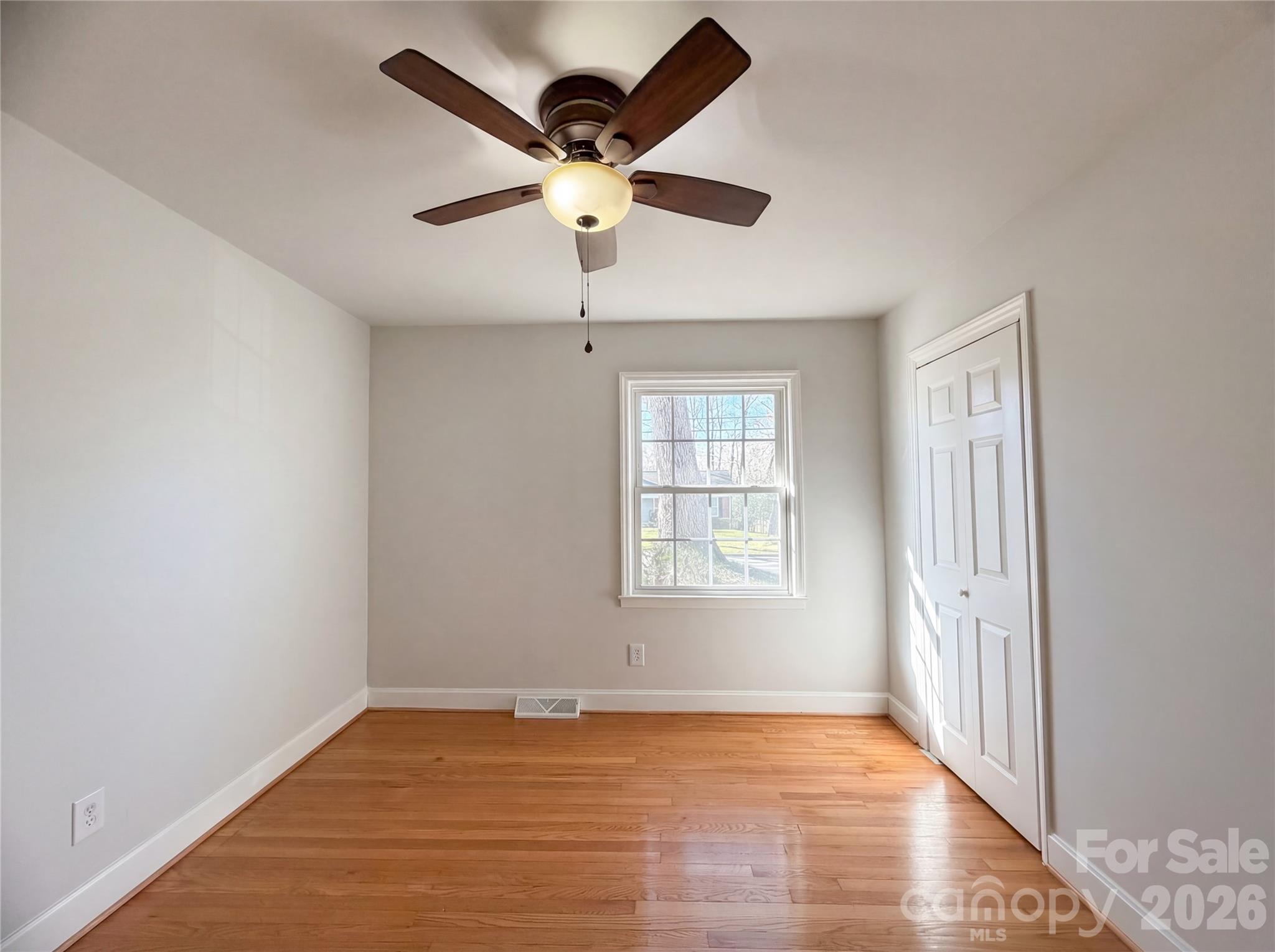 1512 Buckingham Avenue Property Photo 16