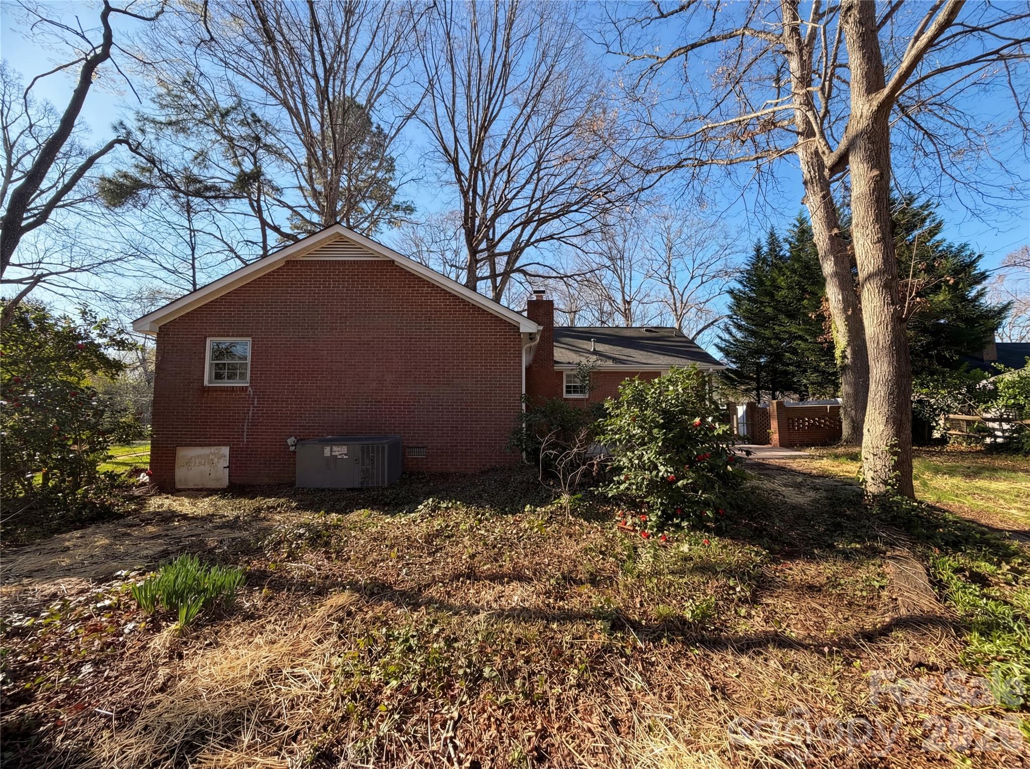 1512 Buckingham Avenue Property Photo 19