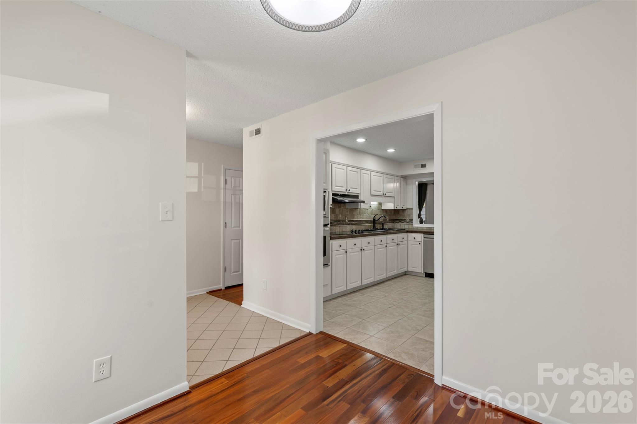 7619 Mariner Cove Drive Property Photo 15