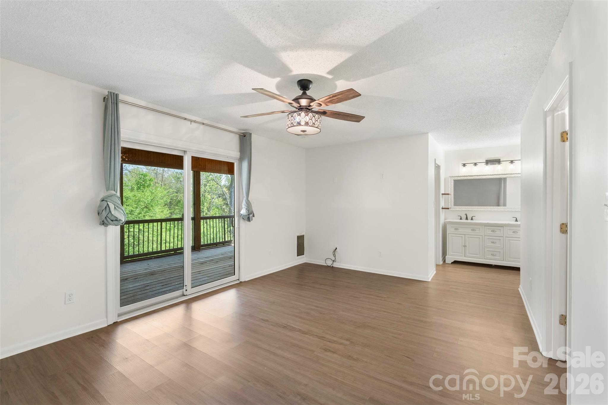 7619 Mariner Cove Drive Property Photo 22