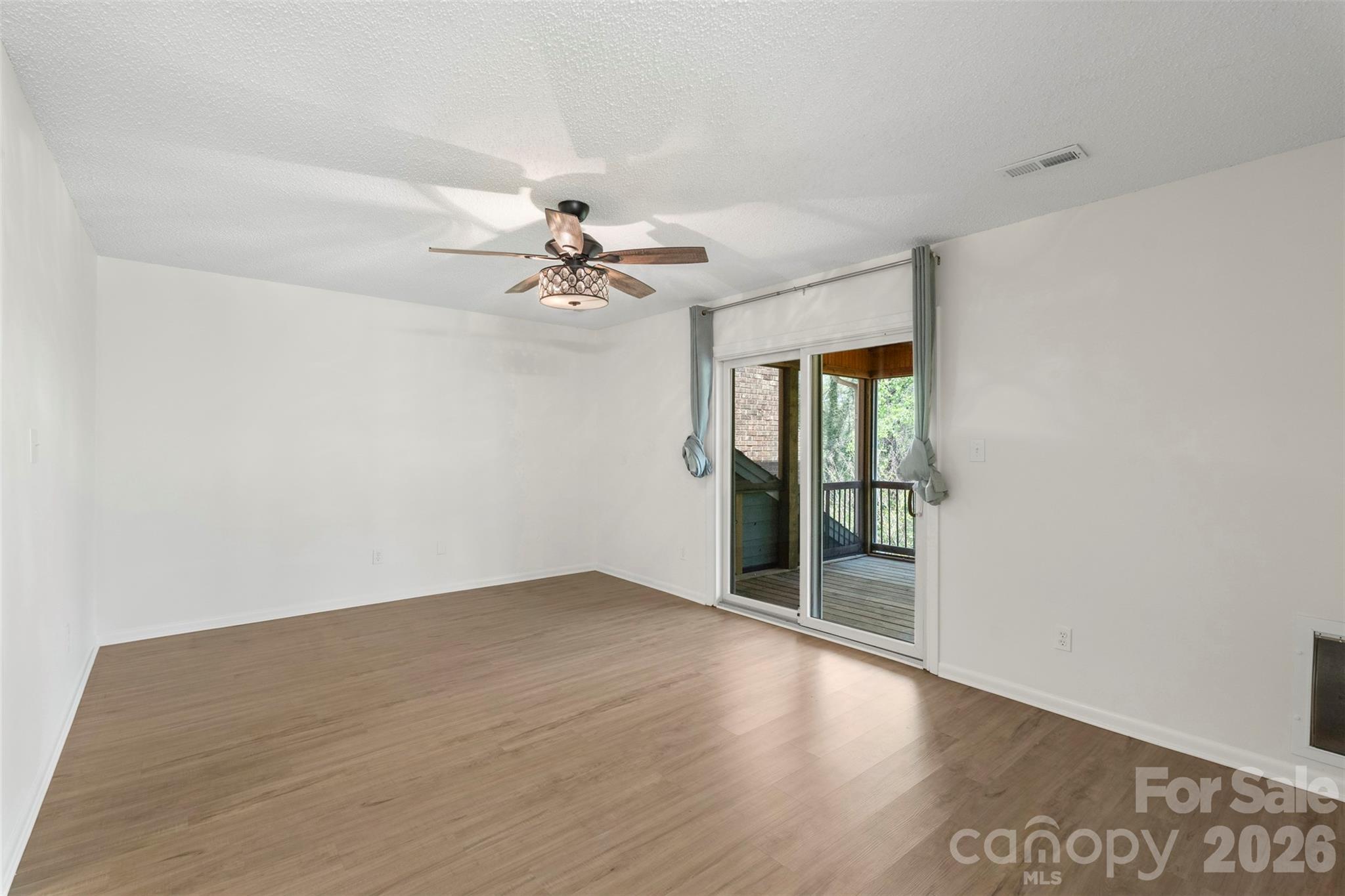 7619 Mariner Cove Drive Property Photo 23