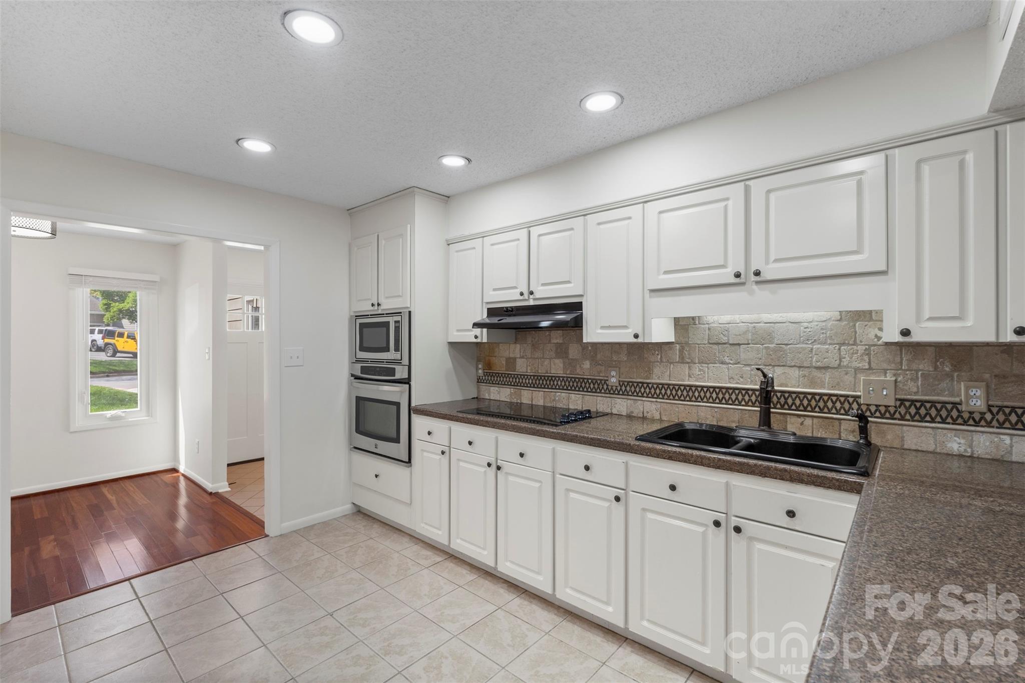 7619 Mariner Cove Drive Property Photo 33