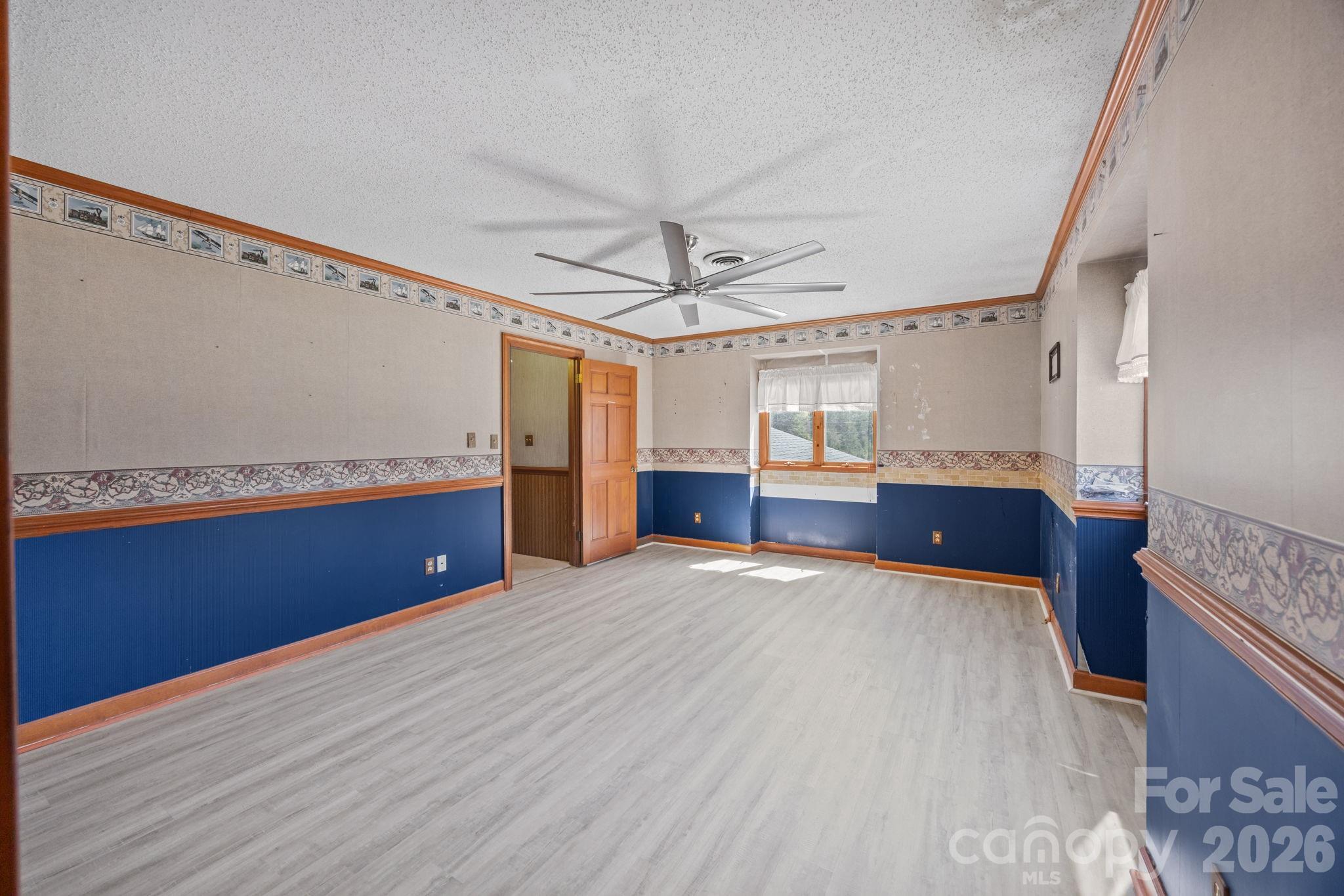 1463 Charlotte Highway Property Photo 27