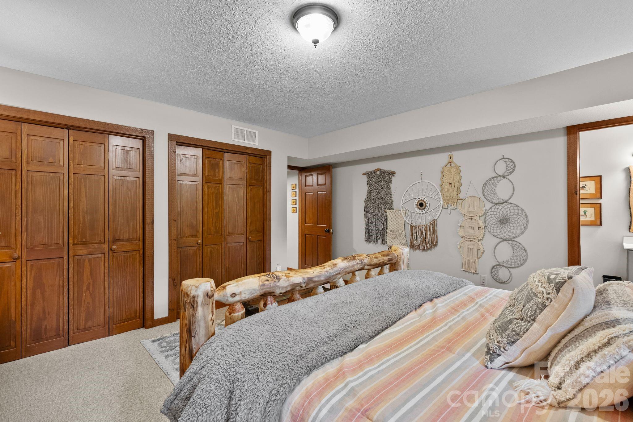 65 Sugar Maple Drive Property Photo 32