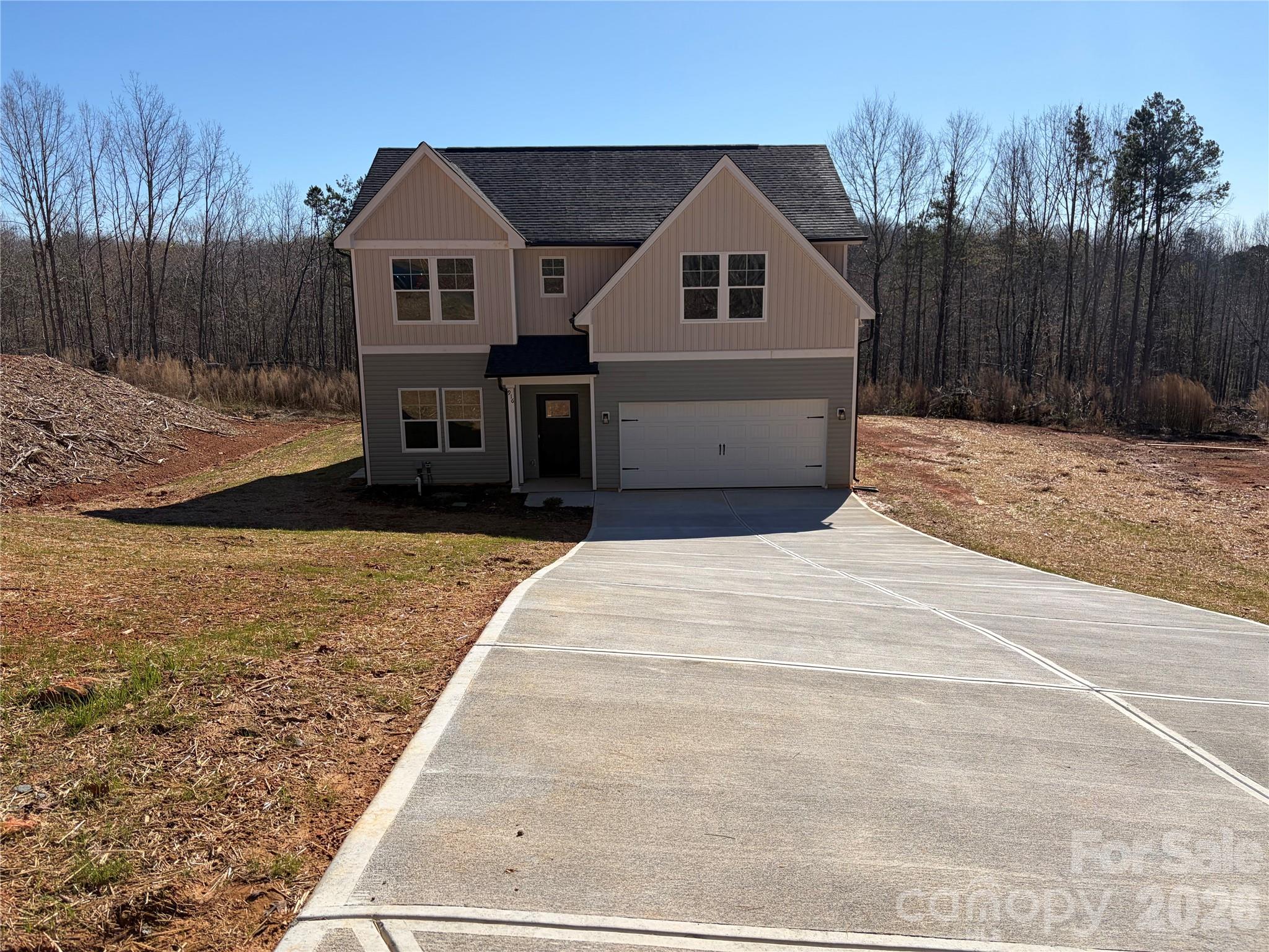 916 Blake Road Property Photo 1
