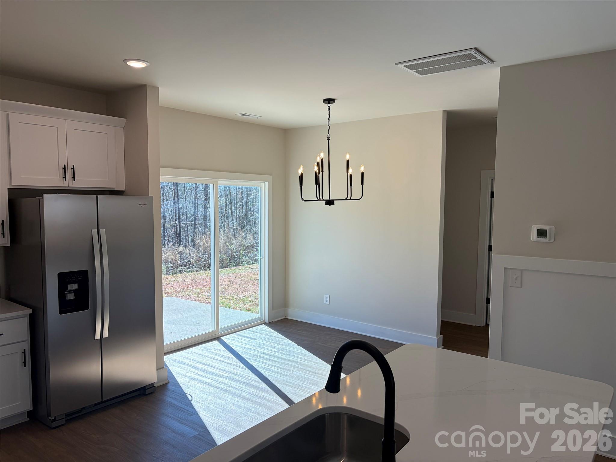916 Blake Road Property Photo 6