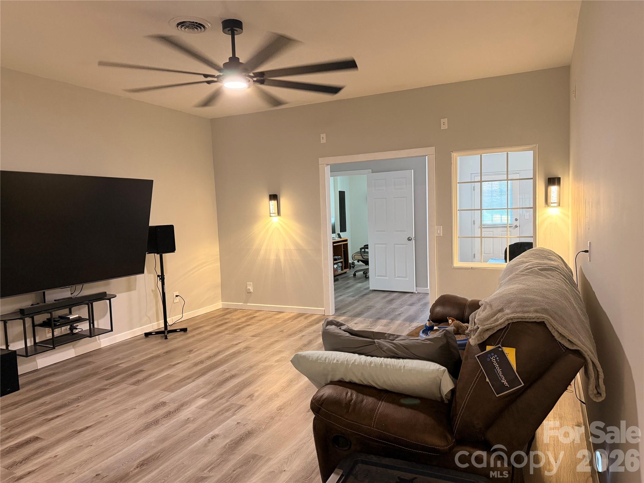 669 Old Lowgap Road Property Photo 6