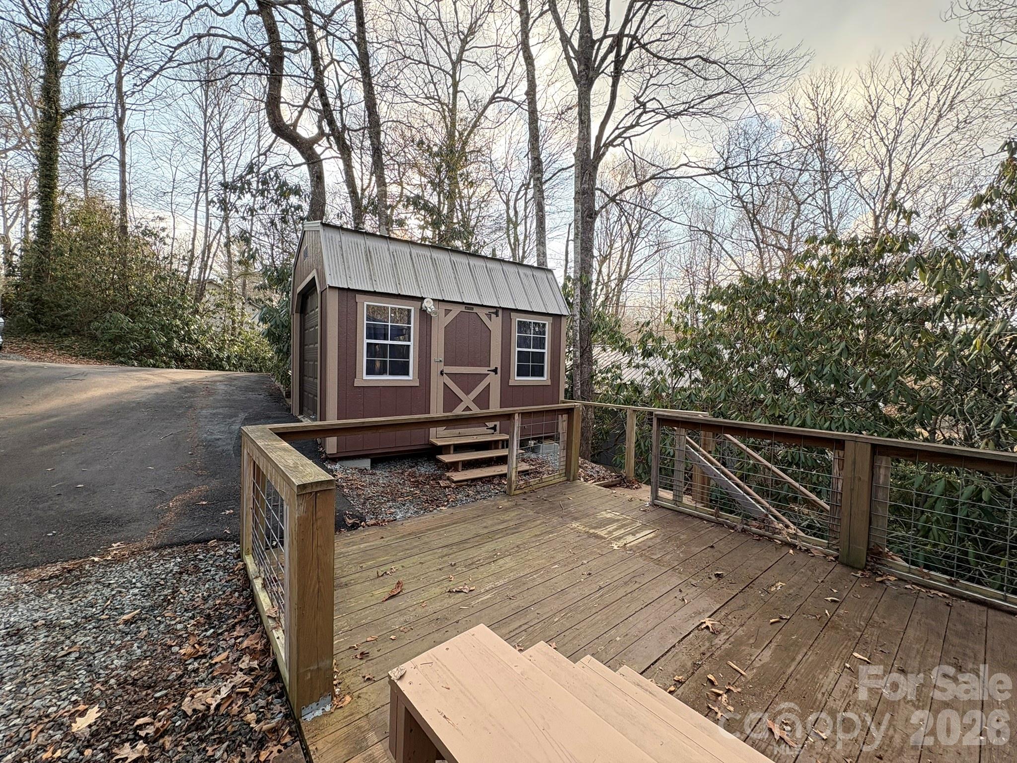 157 Hemlock Loop Property Photo 11