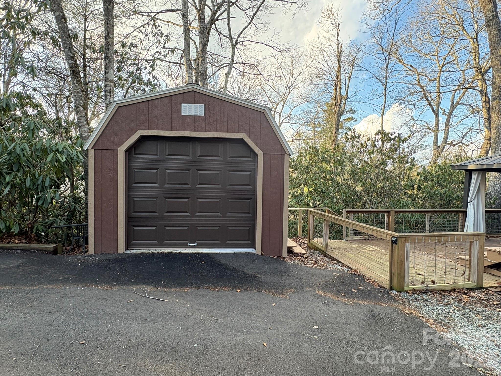 157 Hemlock Loop Property Photo 13