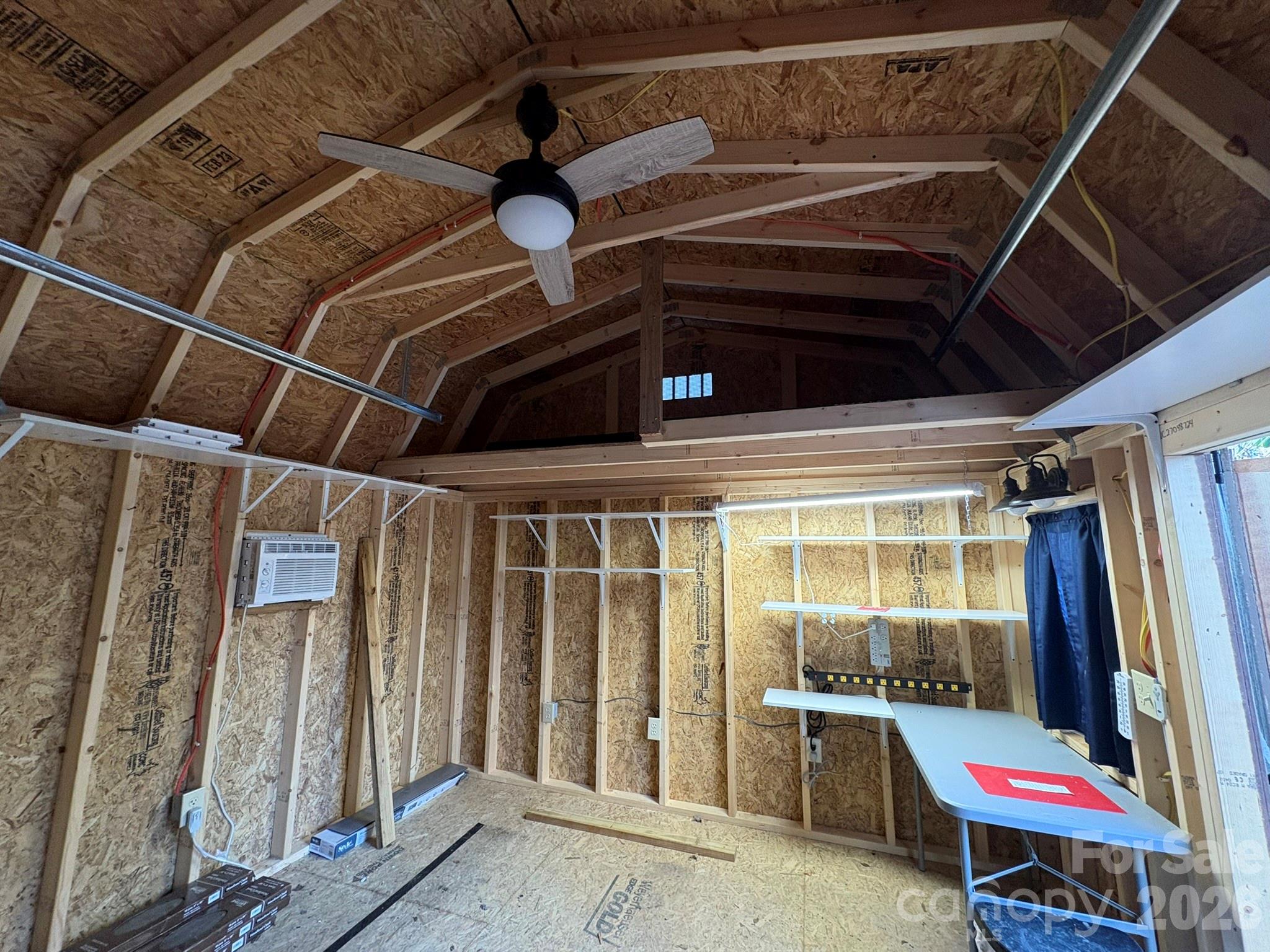 157 Hemlock Loop Property Photo 16
