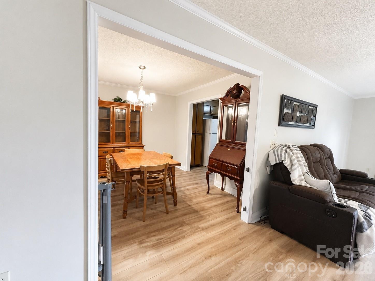 1160 Se Crestmont Drive Property Photo 6