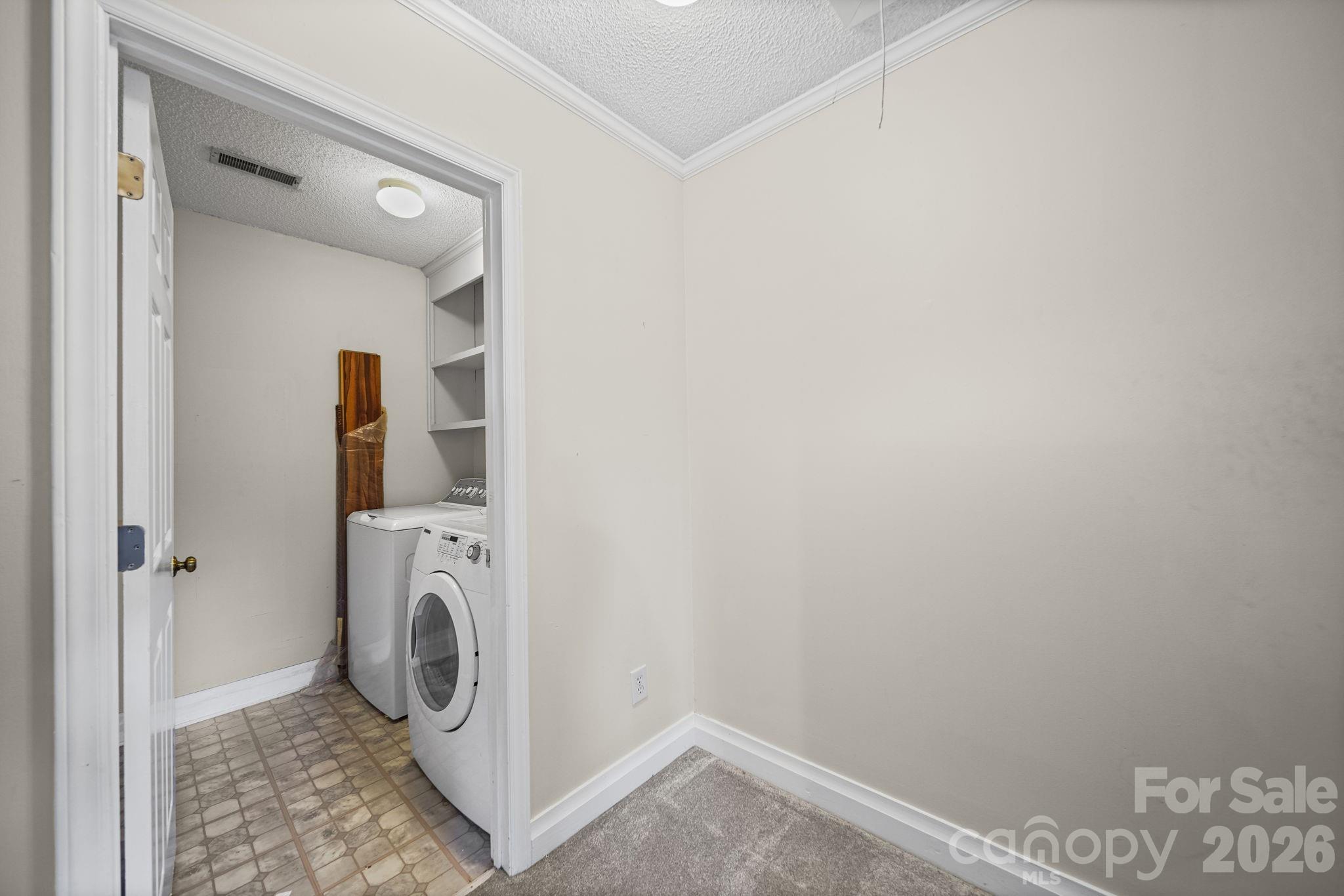 1160 Se Crestmont Drive Property Photo 18