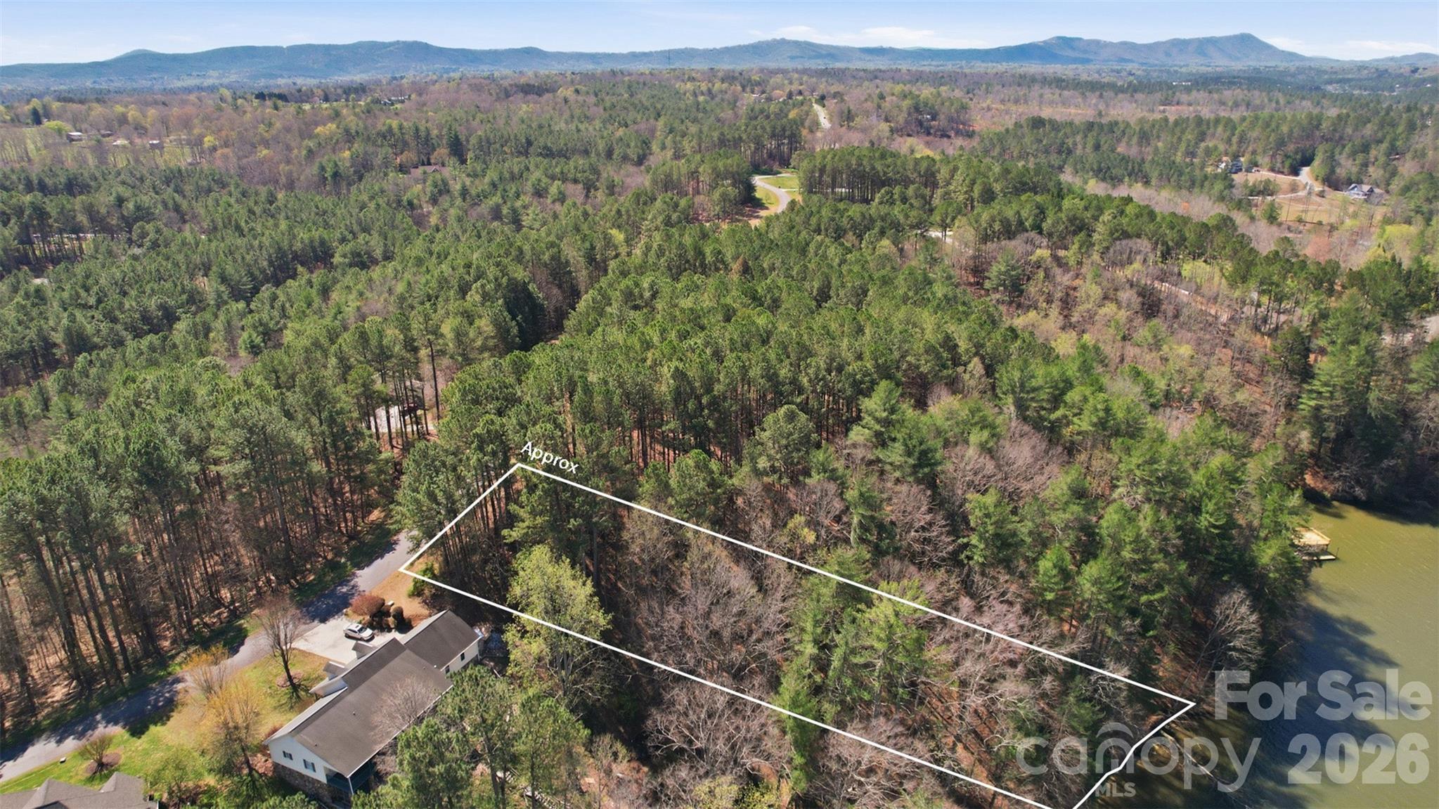 211 Ridge Top Drive 11 Property Photo 3