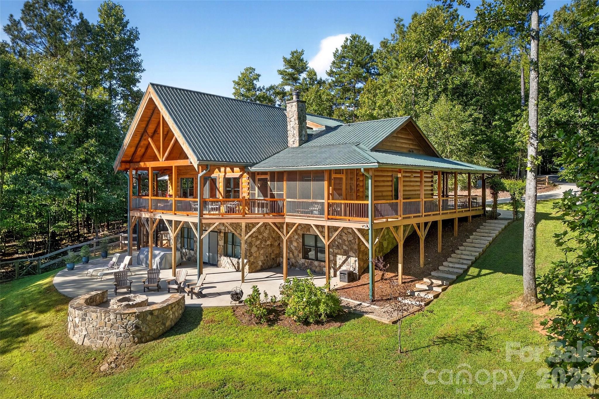 61 Majestic Path Property Photo 1