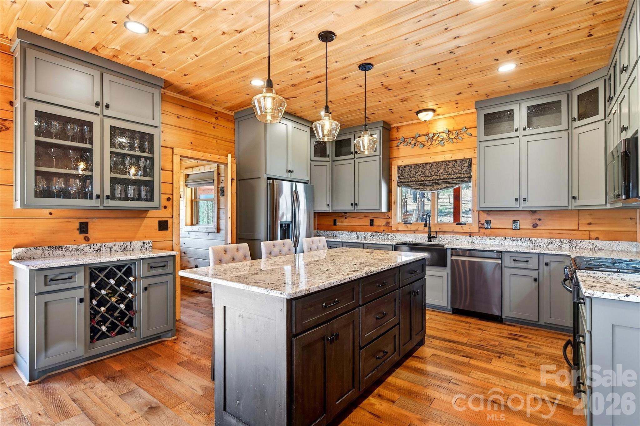 61 Majestic Path Property Photo 15