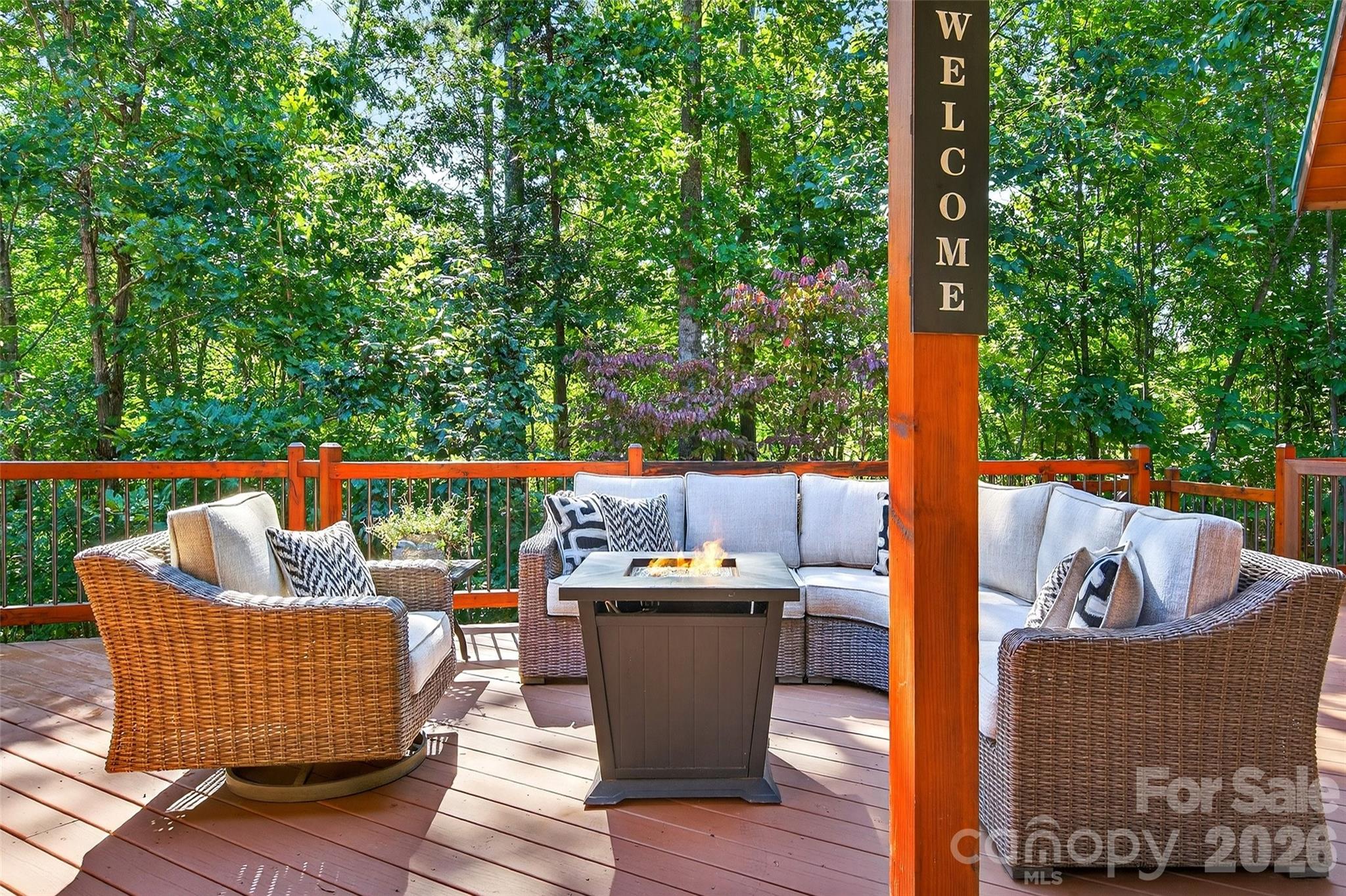 61 Majestic Path Property Photo 34