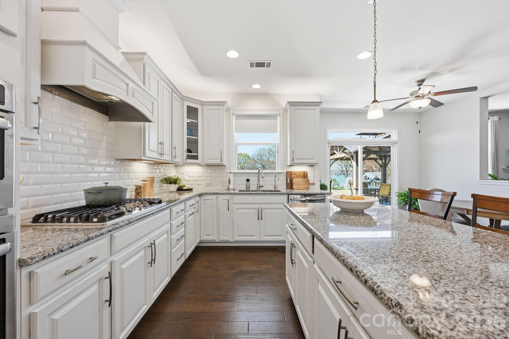 108 Heron Cove Loop 62 Property Photo 11
