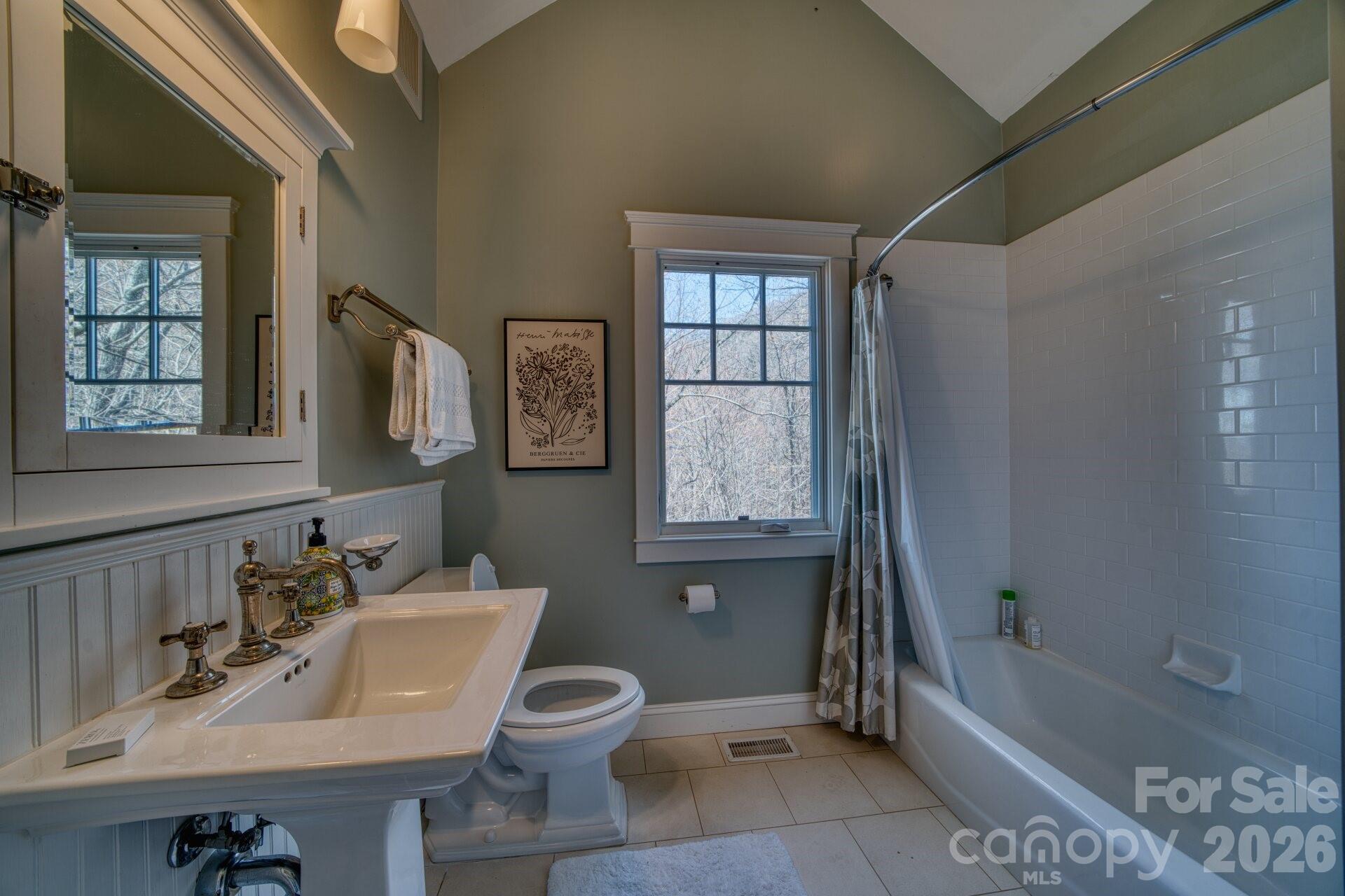 192 Woodruff Lane Property Photo 20