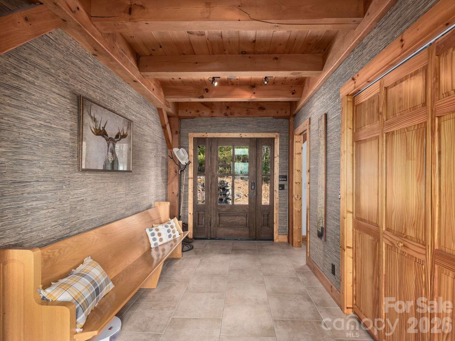 770 Dream Weaver Drive Property Photo 3