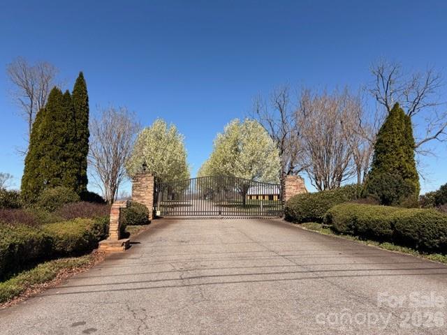 659 Bent Creek Drive 35 Property Photo 2