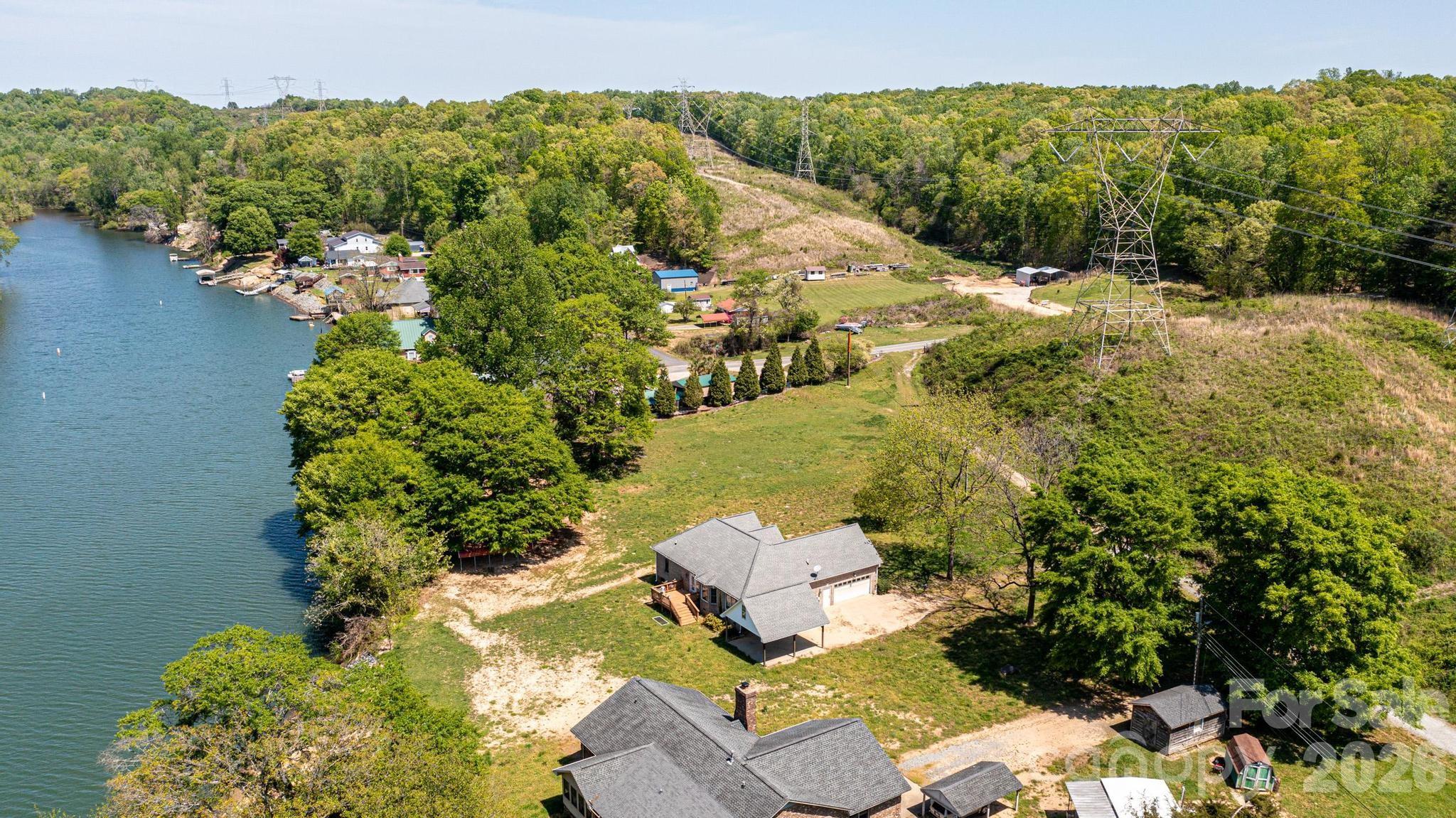 1408 Hart Road Property Photo 2