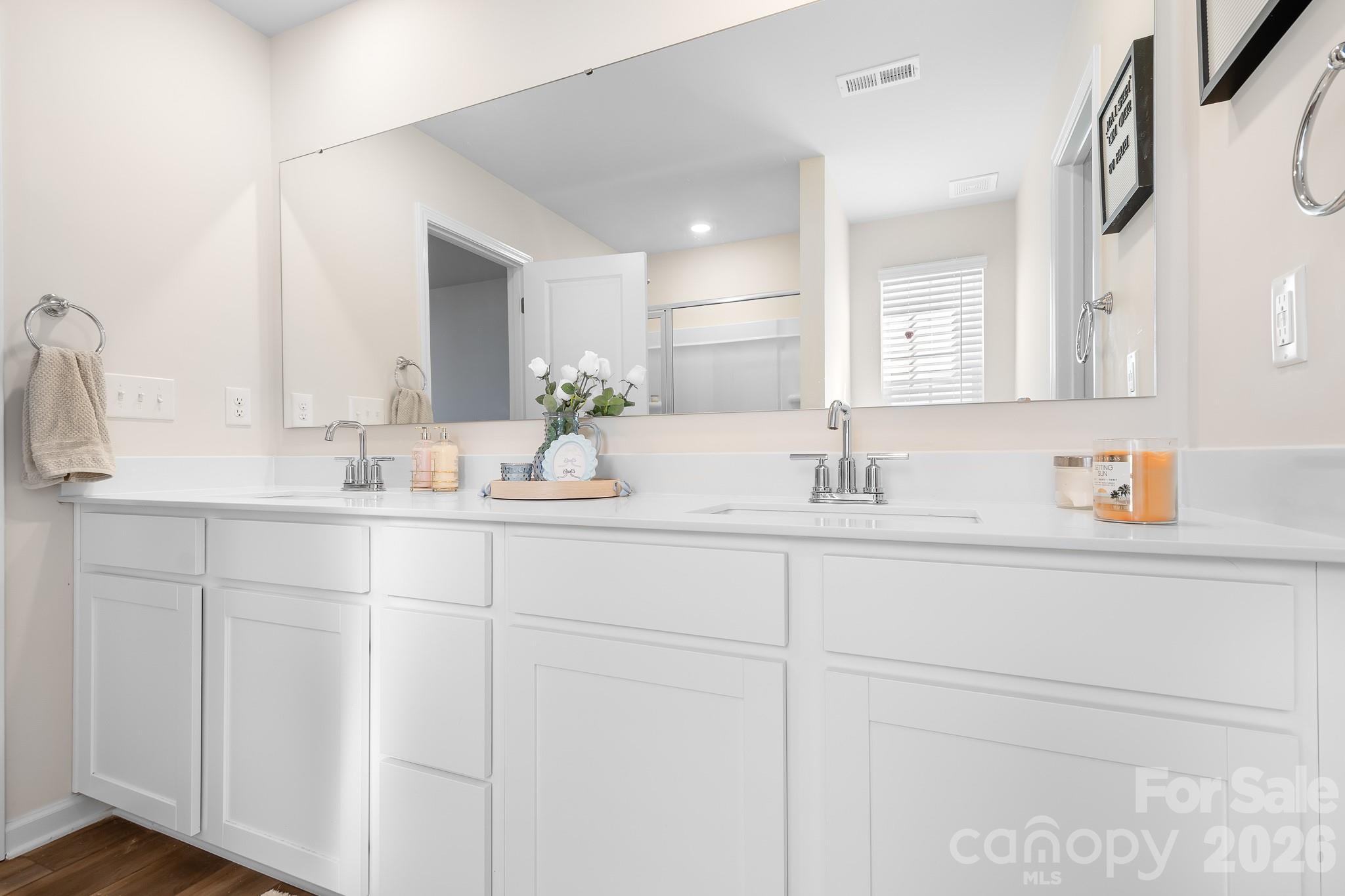 2326 Trollinger Drive Property Photo 13
