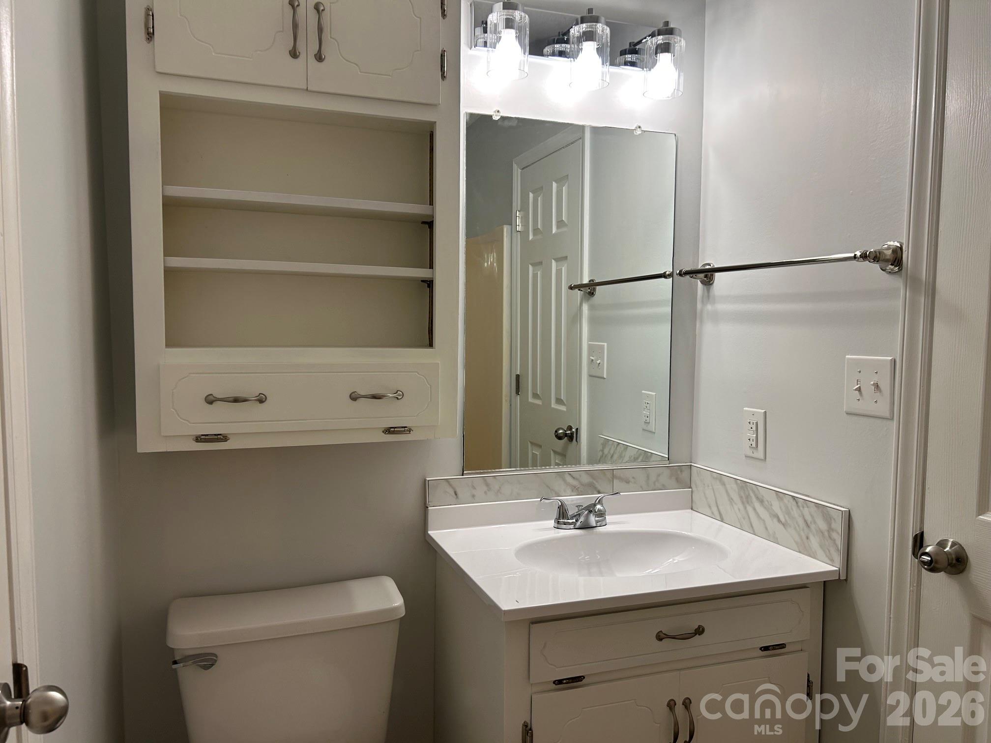 2393 Oxford Circle Property Photo 21