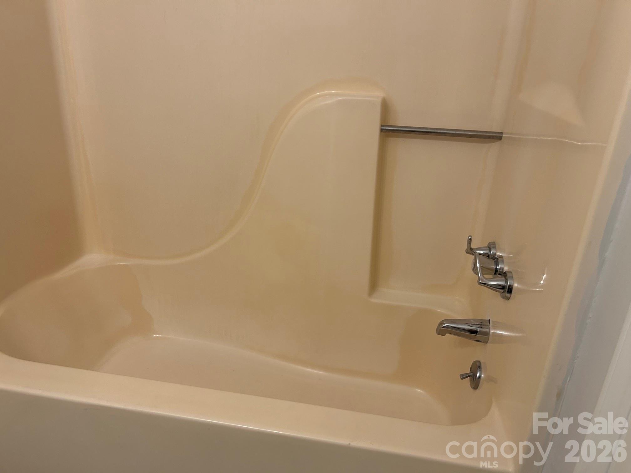2393 Oxford Circle Property Photo 23