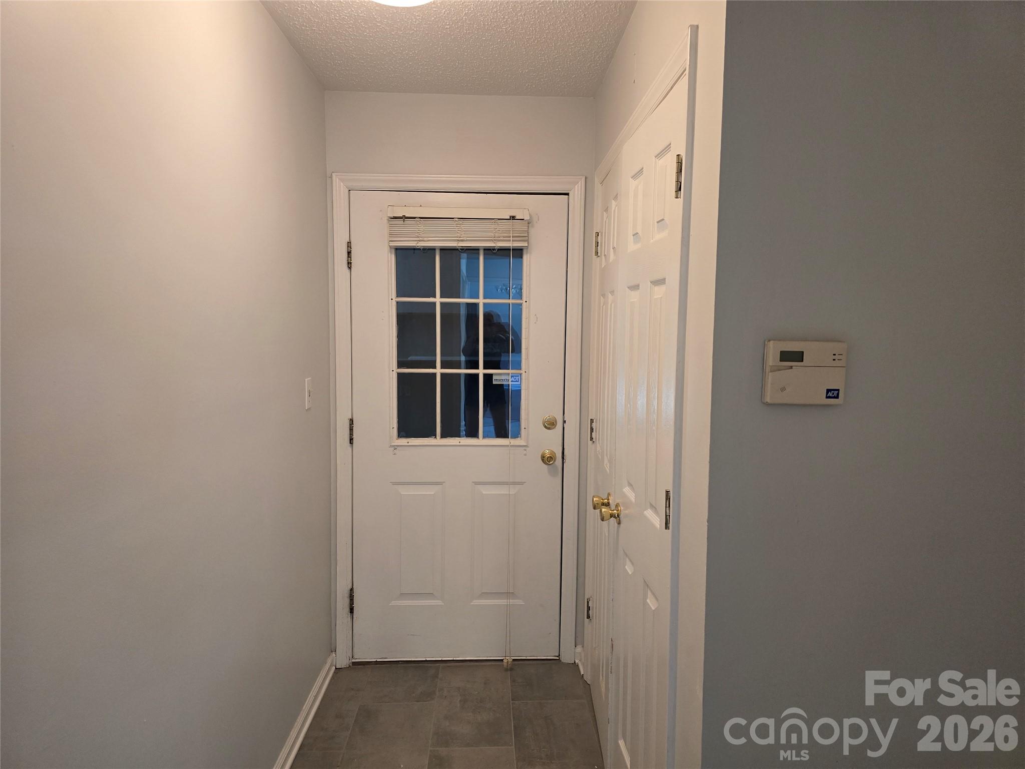 2393 Oxford Circle Property Photo 31