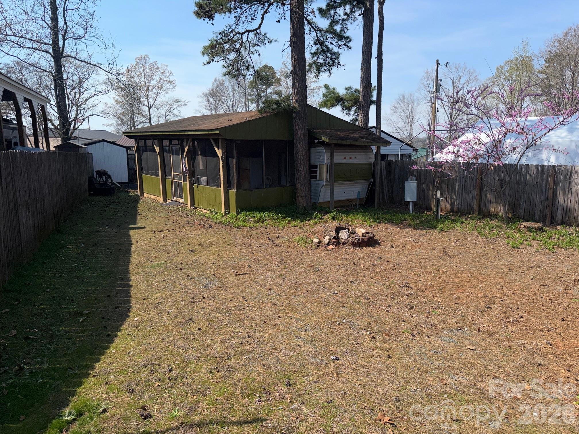 125 Lookout Trail Property Photo 2
