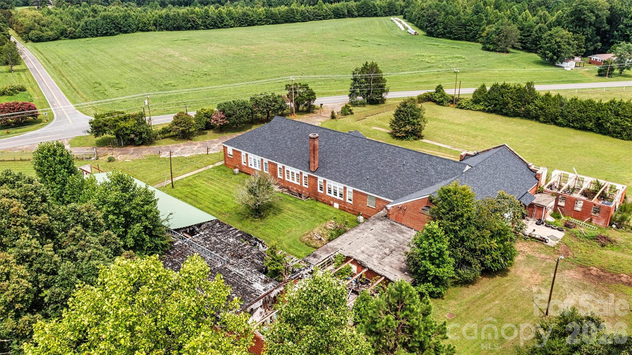 1318 Ostwalt Amity Road Property Photo 14