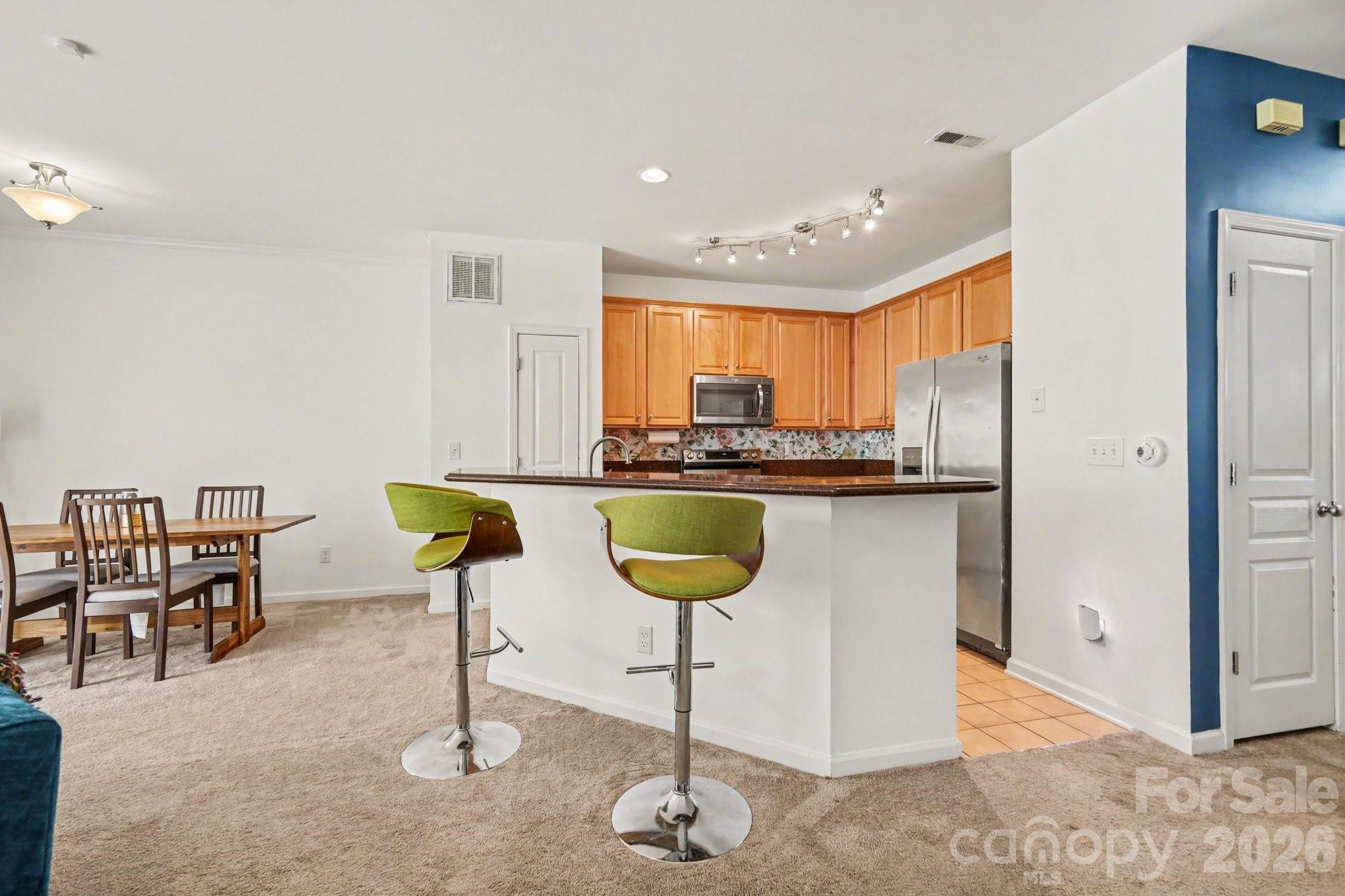 8411 Chaceview Court Property Photo 9