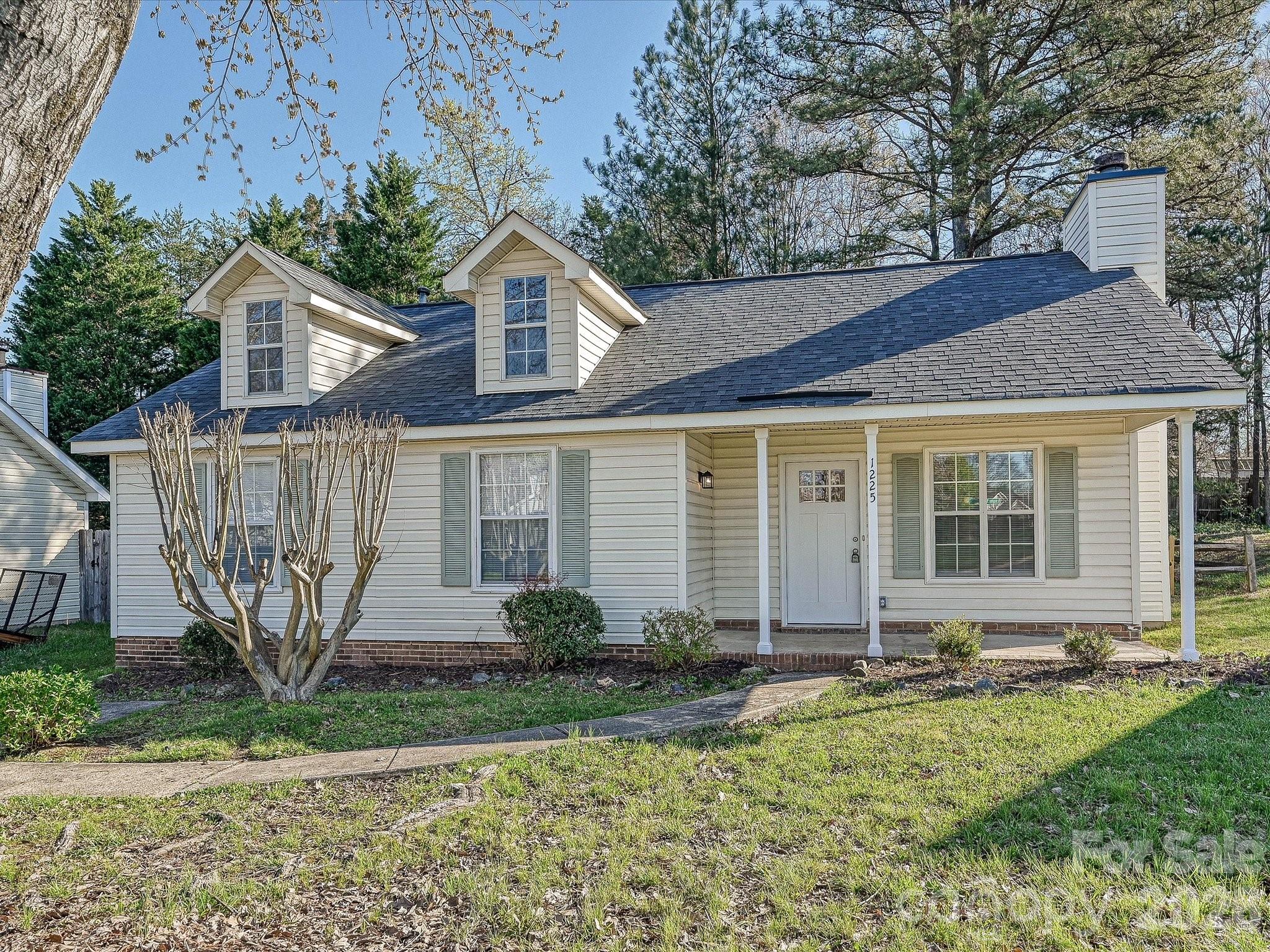 1225 Eagles Landing Drive