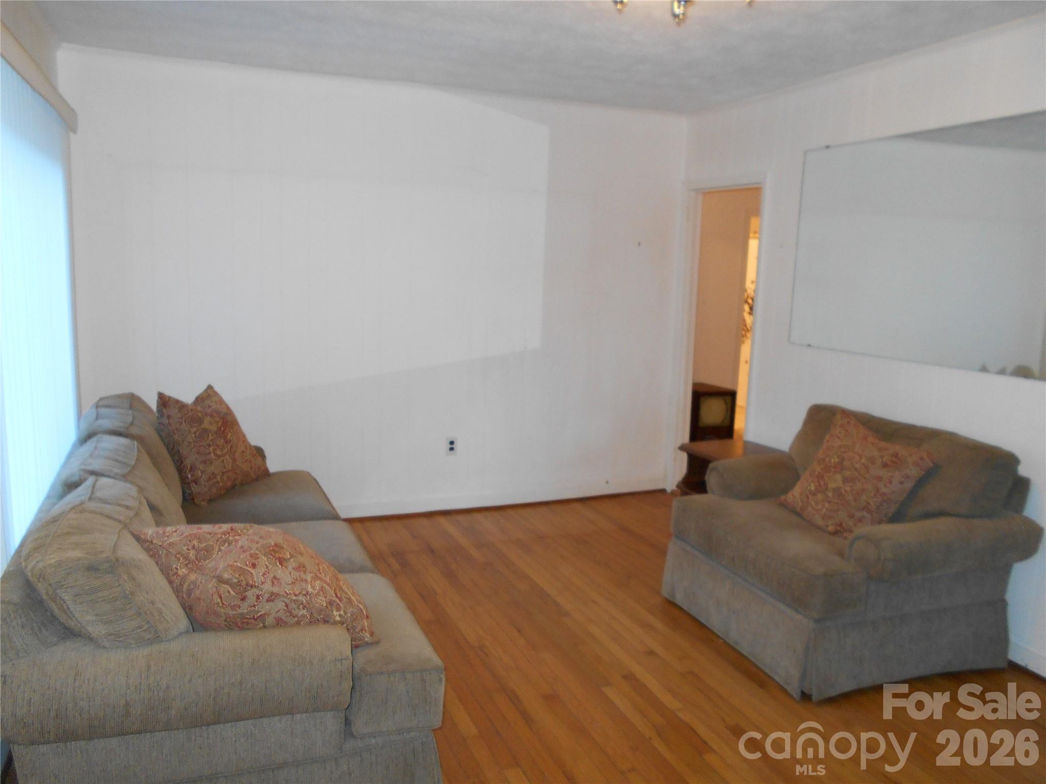 18 Herron Street Property Photo 5
