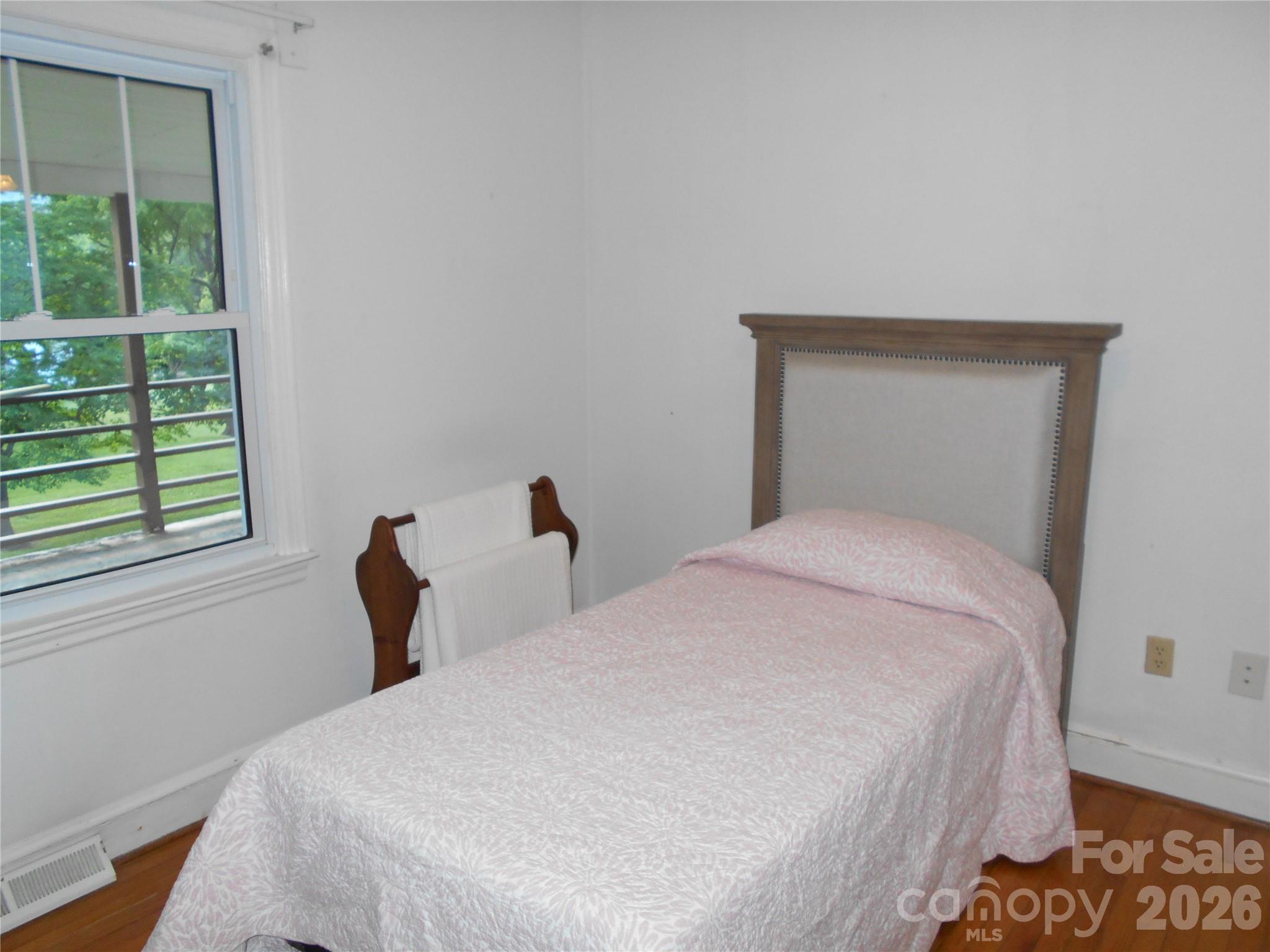 18 Herron Street Property Photo 16