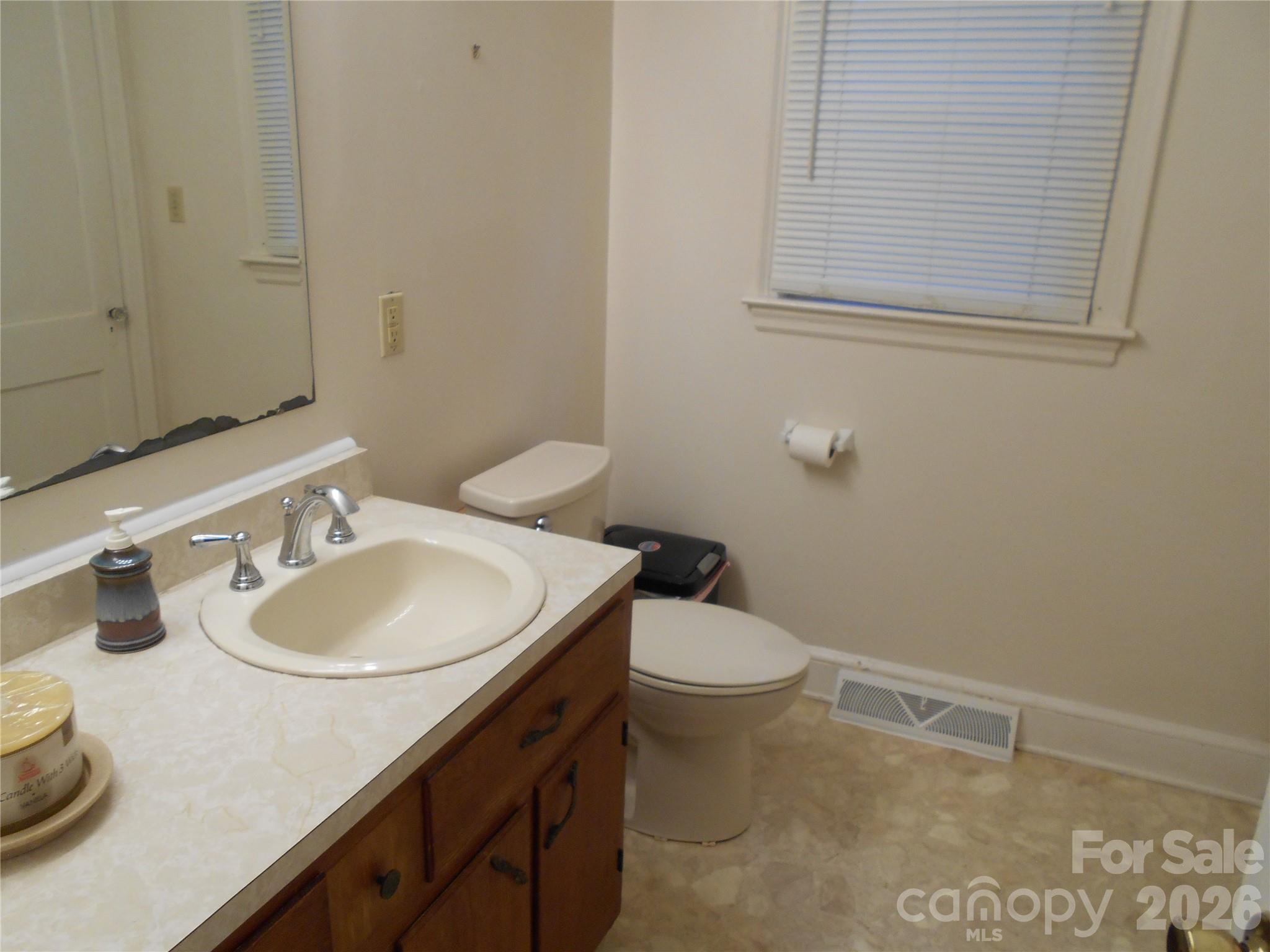 18 Herron Street Property Photo 17