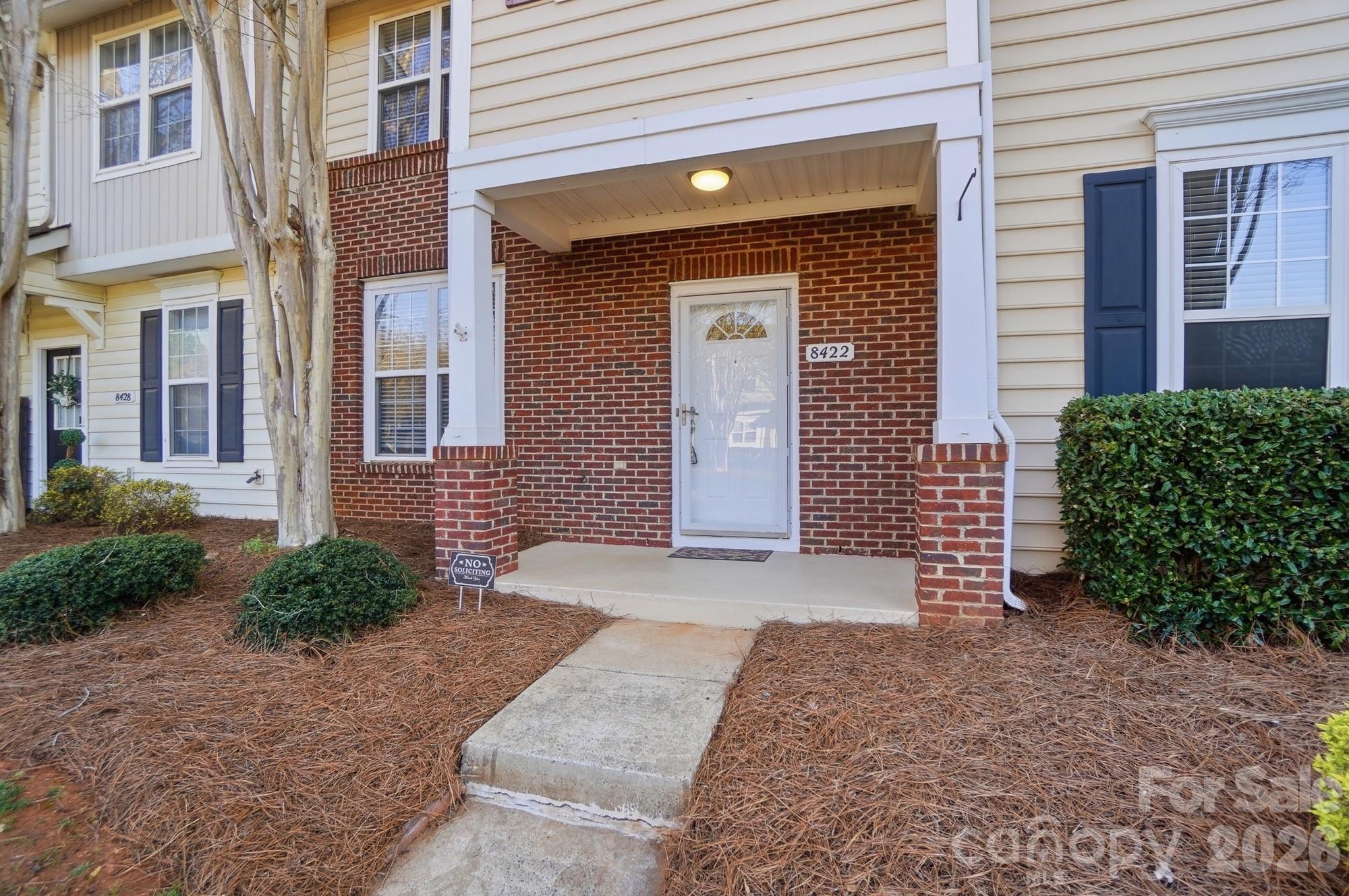 8422 Chaceview Court Property Photo 2
