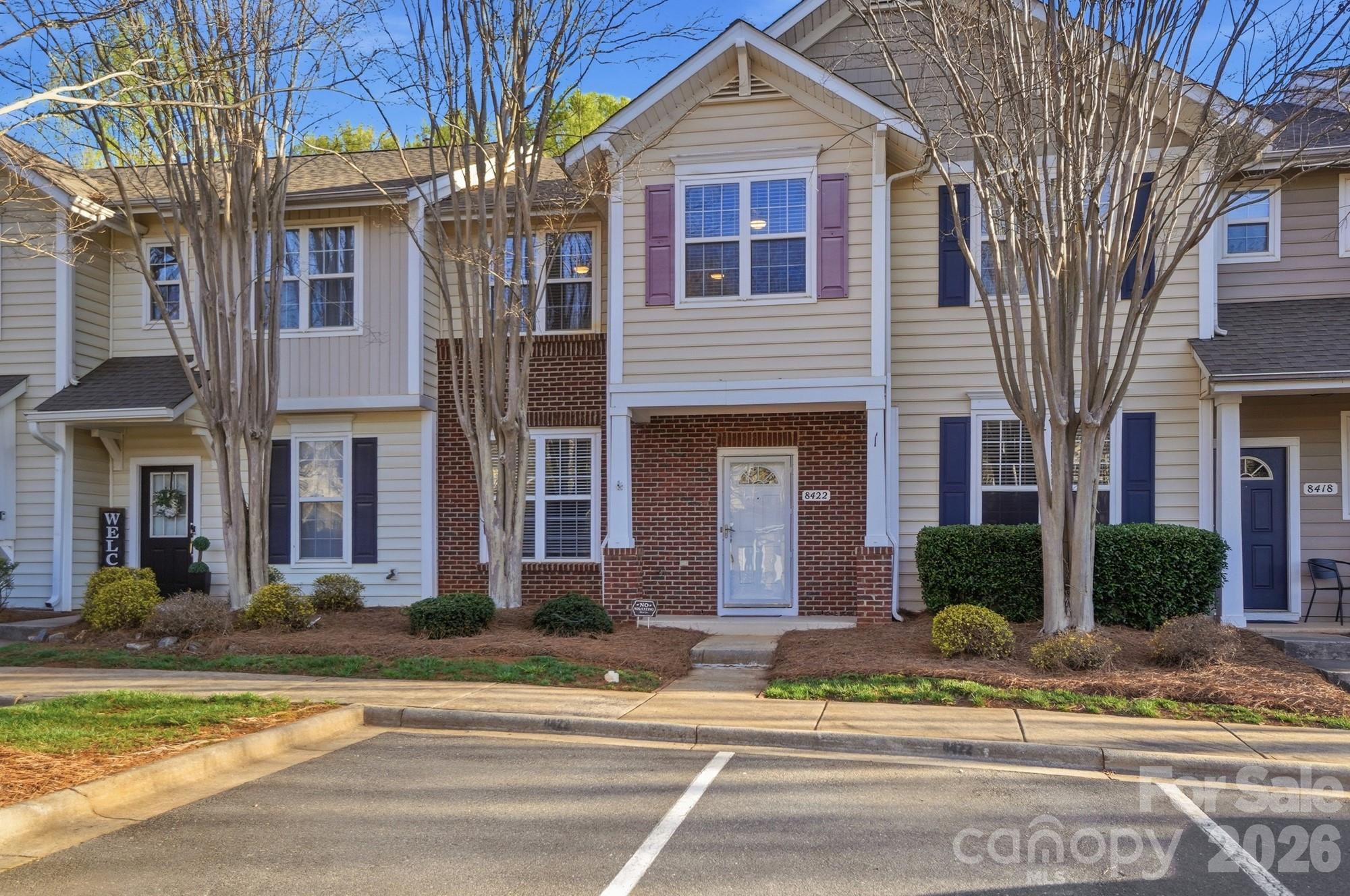 8422 Chaceview Court Property Photo 3