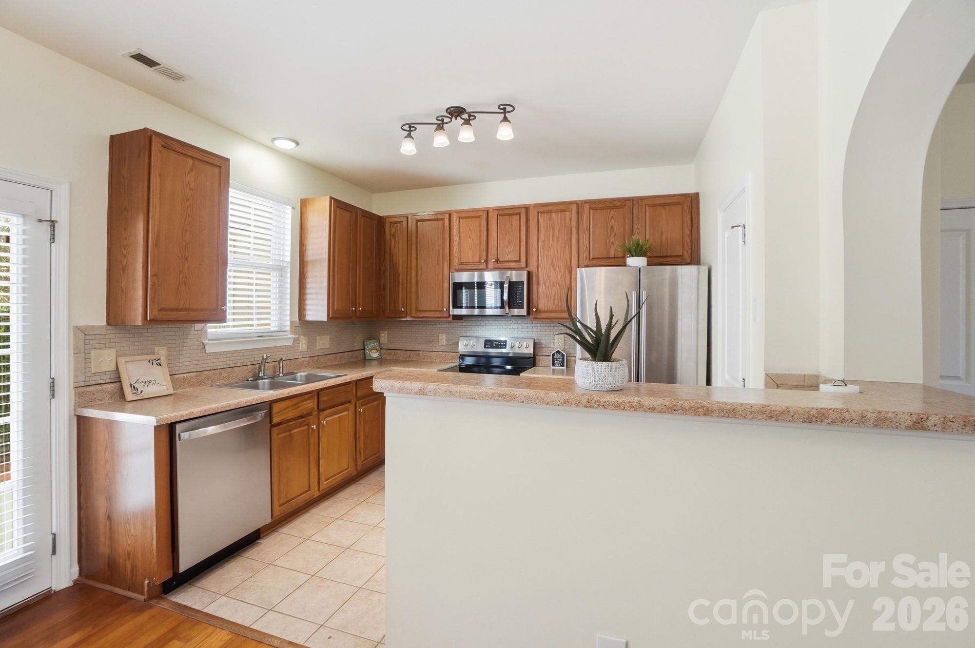 8422 Chaceview Court Property Photo 14