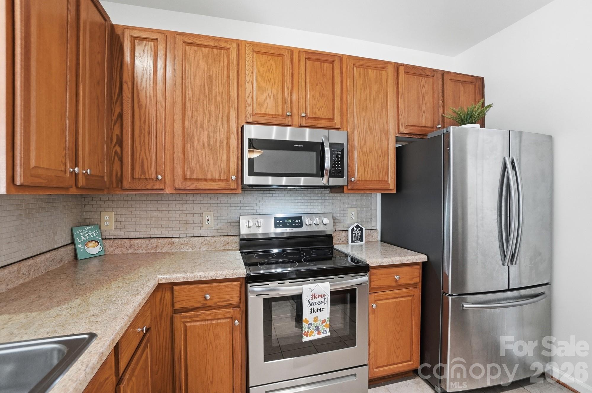 8422 Chaceview Court Property Photo 17