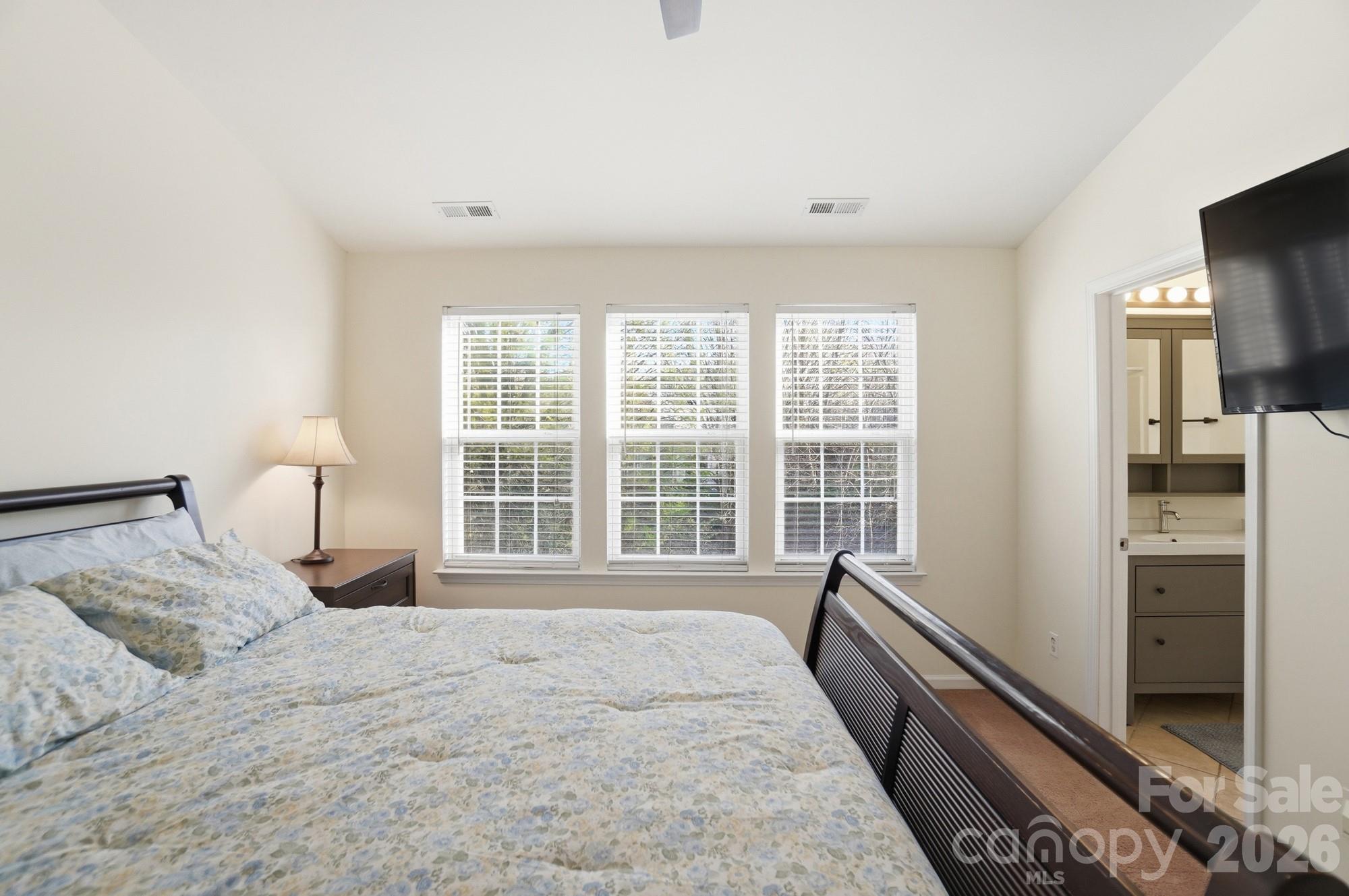 8422 Chaceview Court Property Photo 23