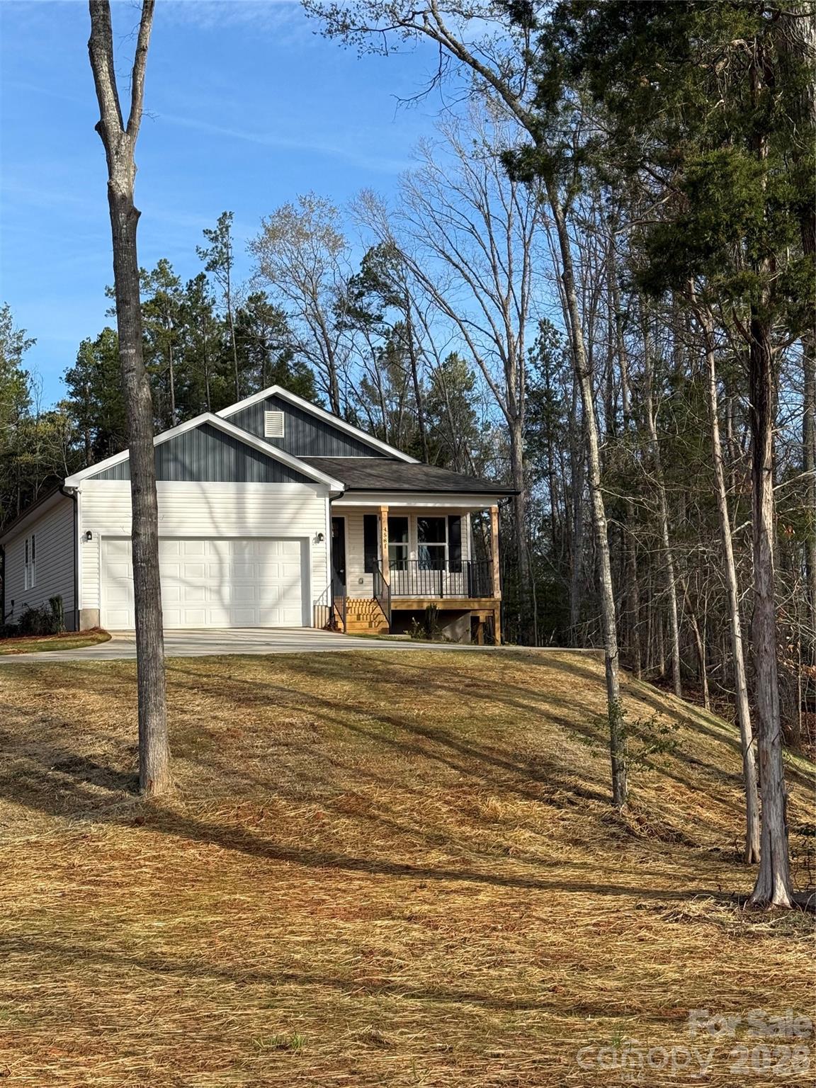 4581 Riverside Road Property Photo 4