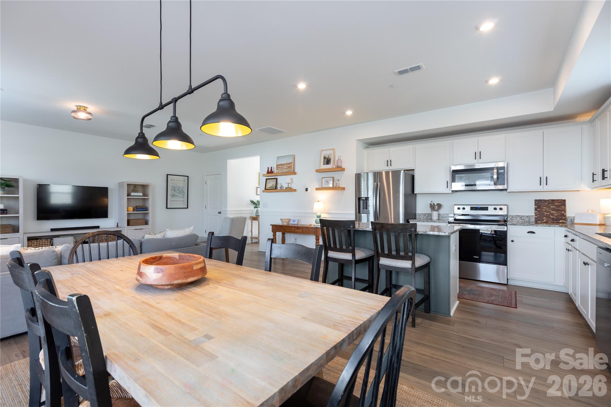 1283 Maple Shade Road Property Photo 1