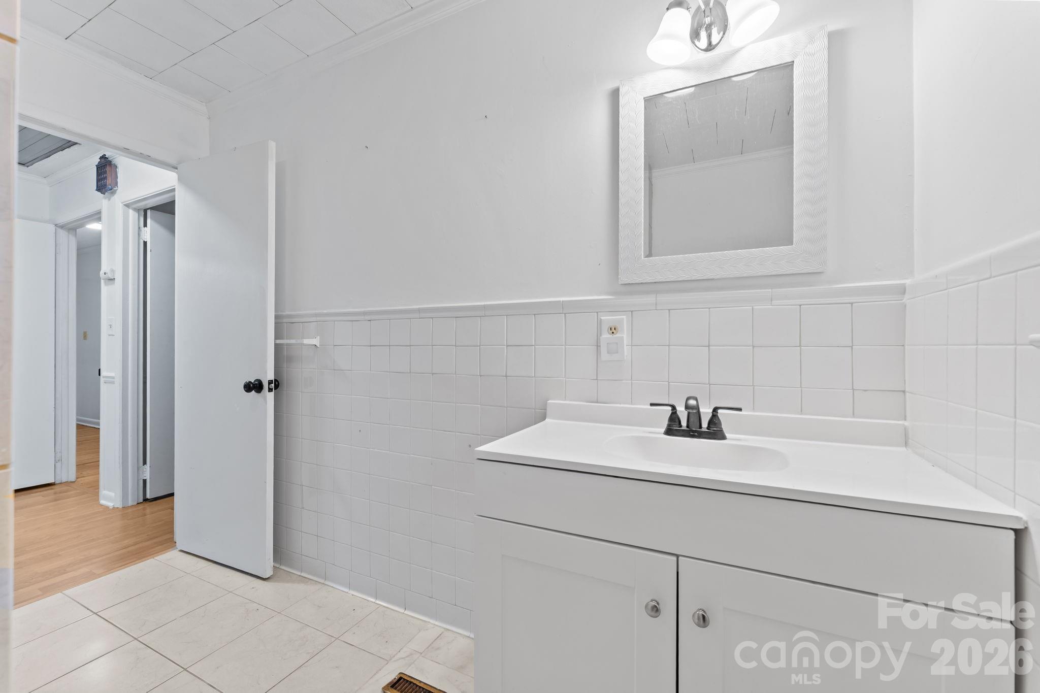 217 Lambert Road Property Photo 27