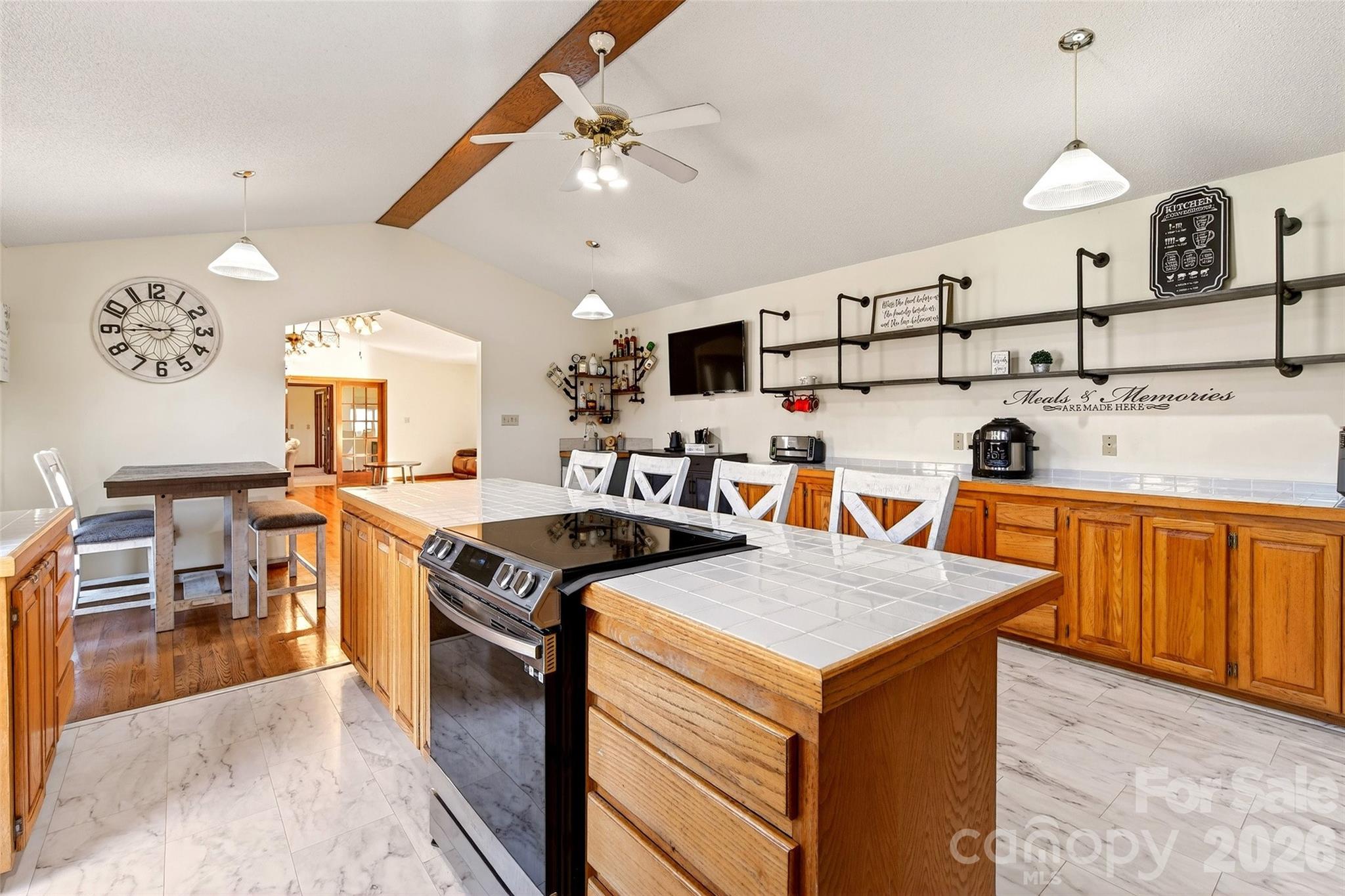 20 Annie Drive Property Photo 12