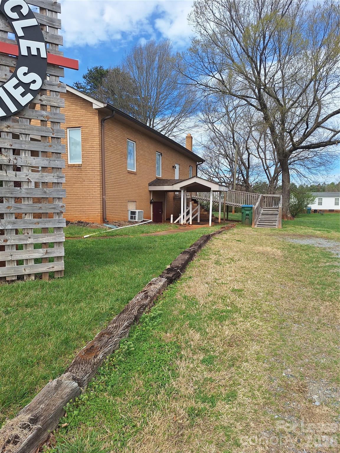 914 W Carolina Avenue Property Photo 7