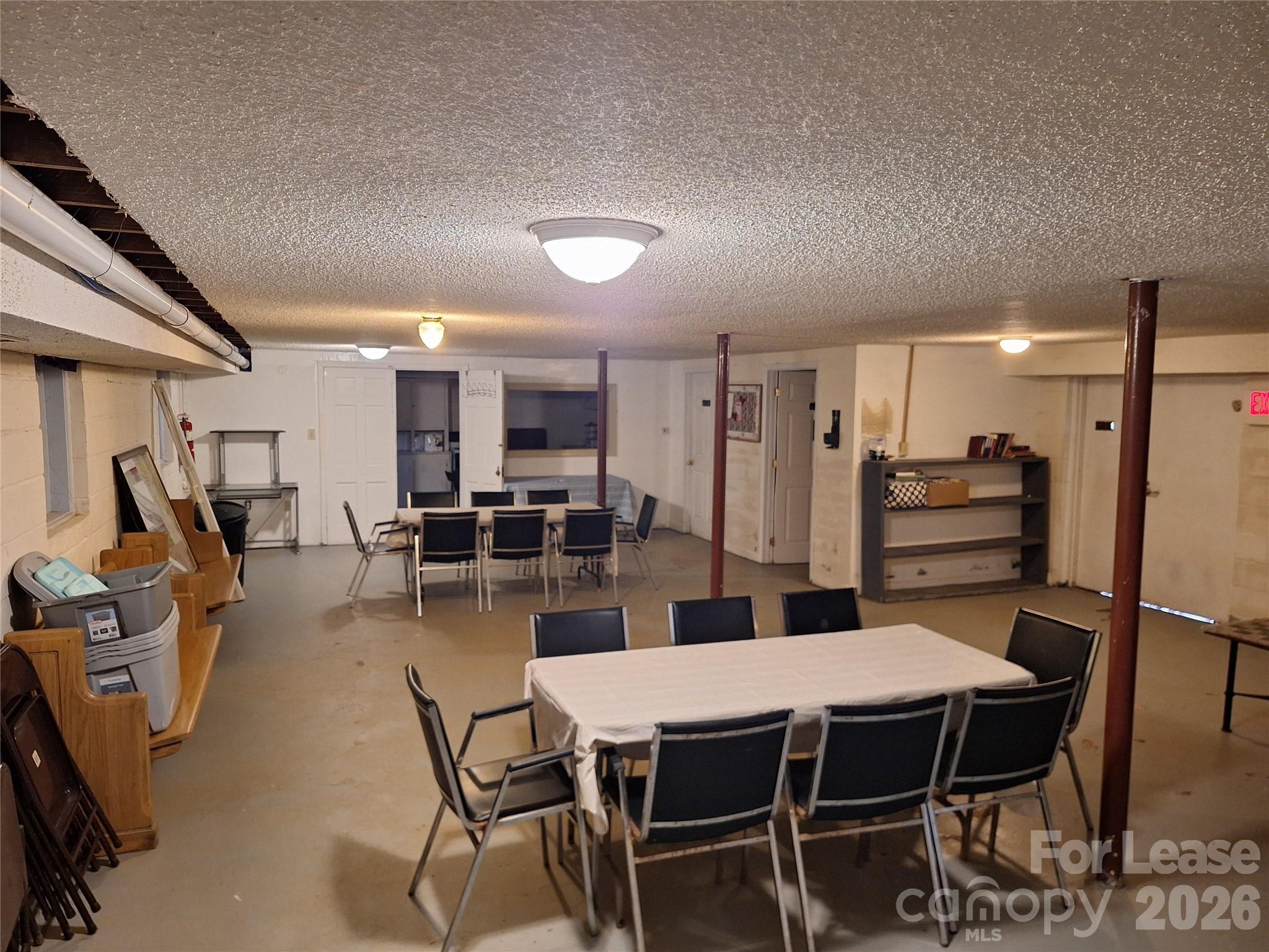 914 W Carolina Avenue Property Photo 22
