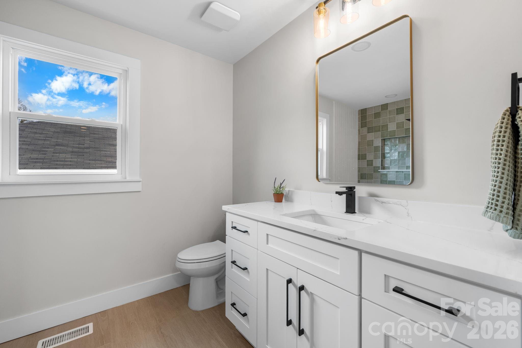 715 Sunridge Drive Property Photo 19