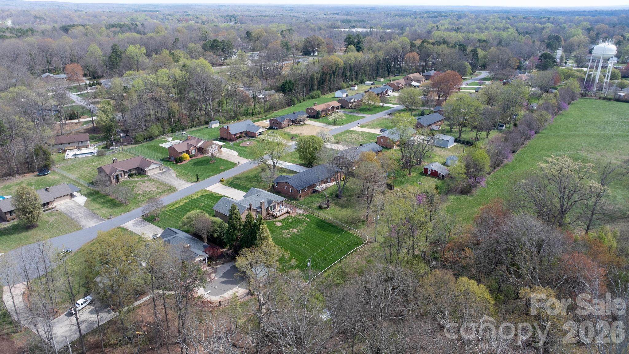 715 Sunridge Drive Property Photo 33