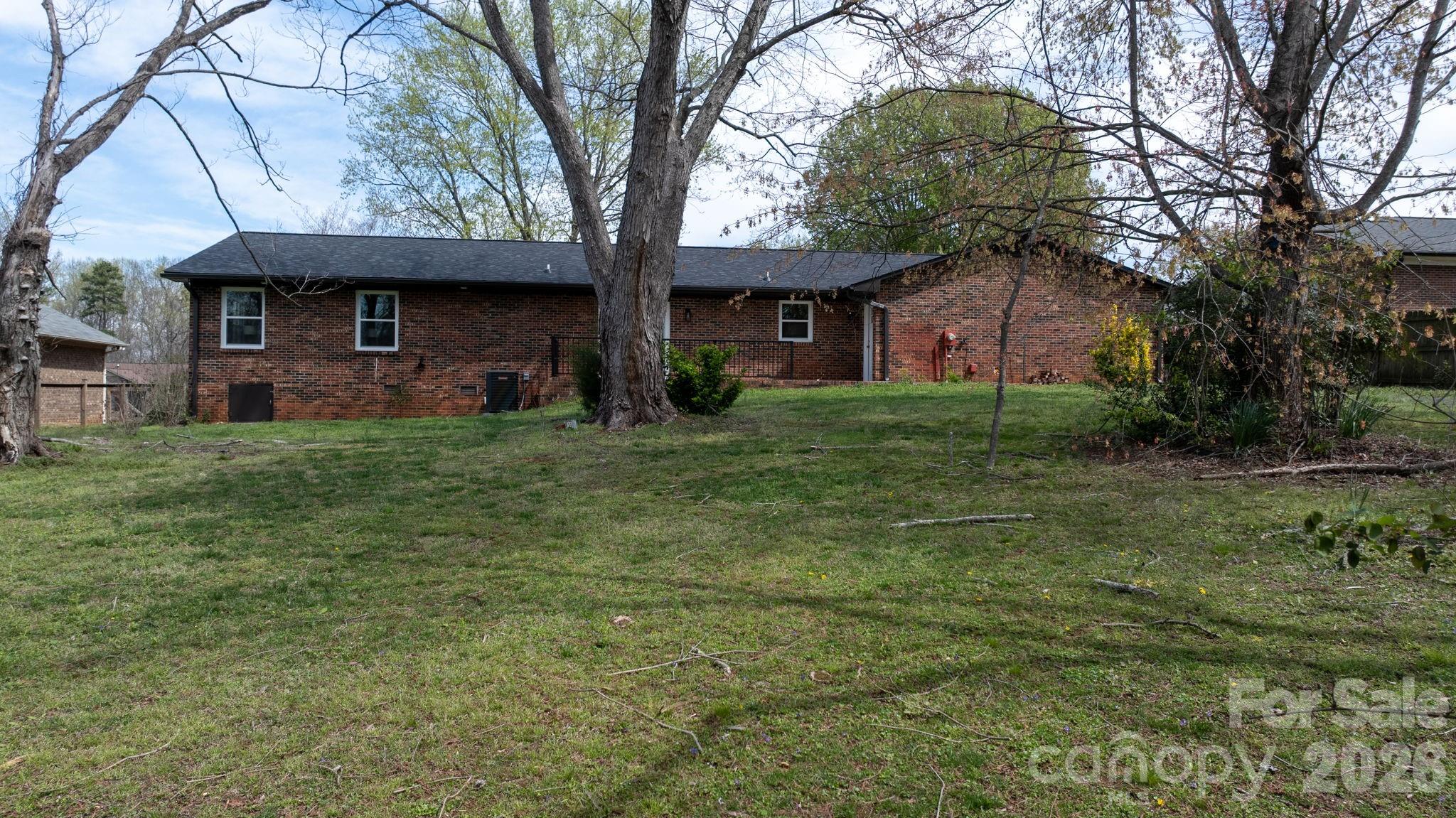 715 Sunridge Drive Property Photo 35